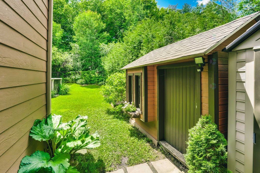 Shed