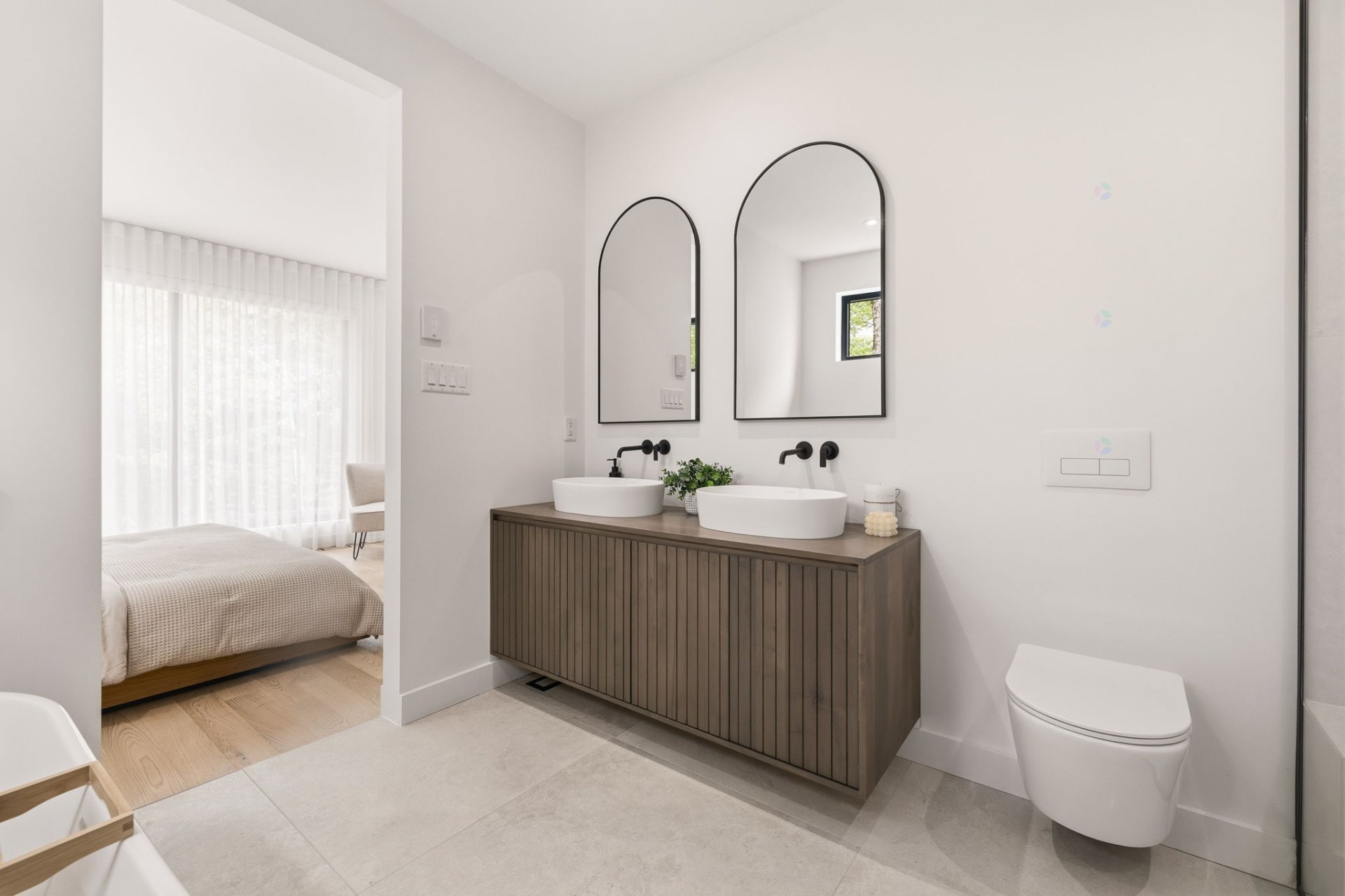 Ensuite bathroom