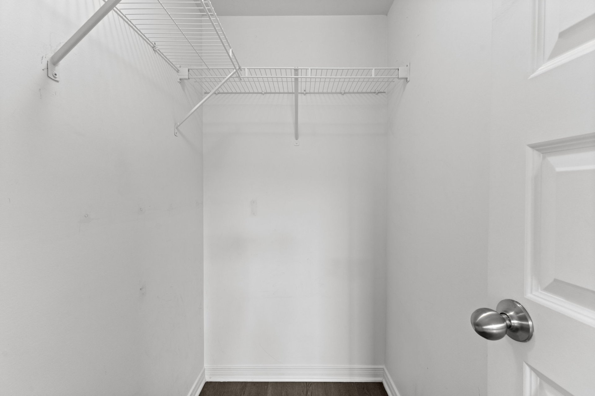 Walk-in closet