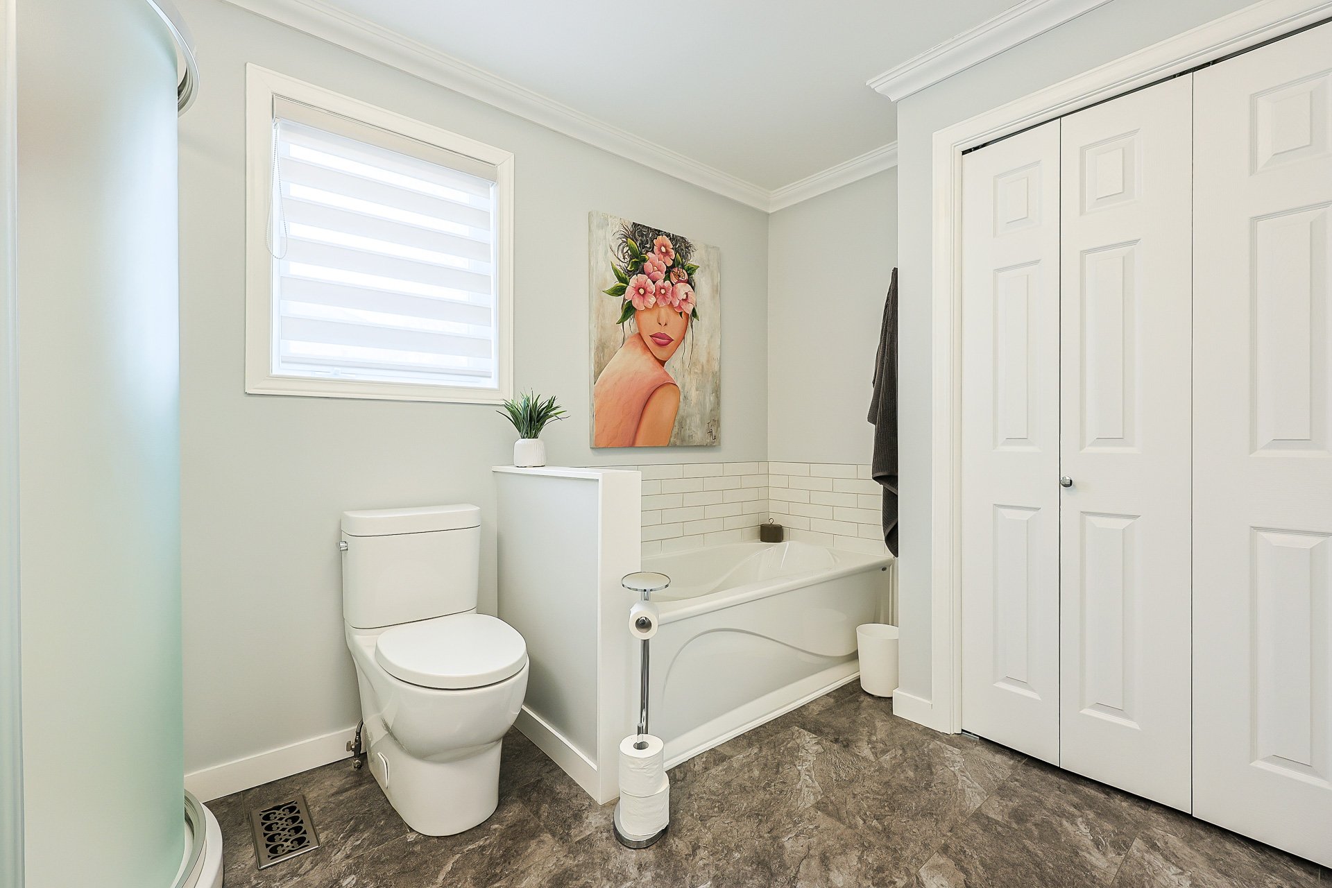 Ensuite bathroom