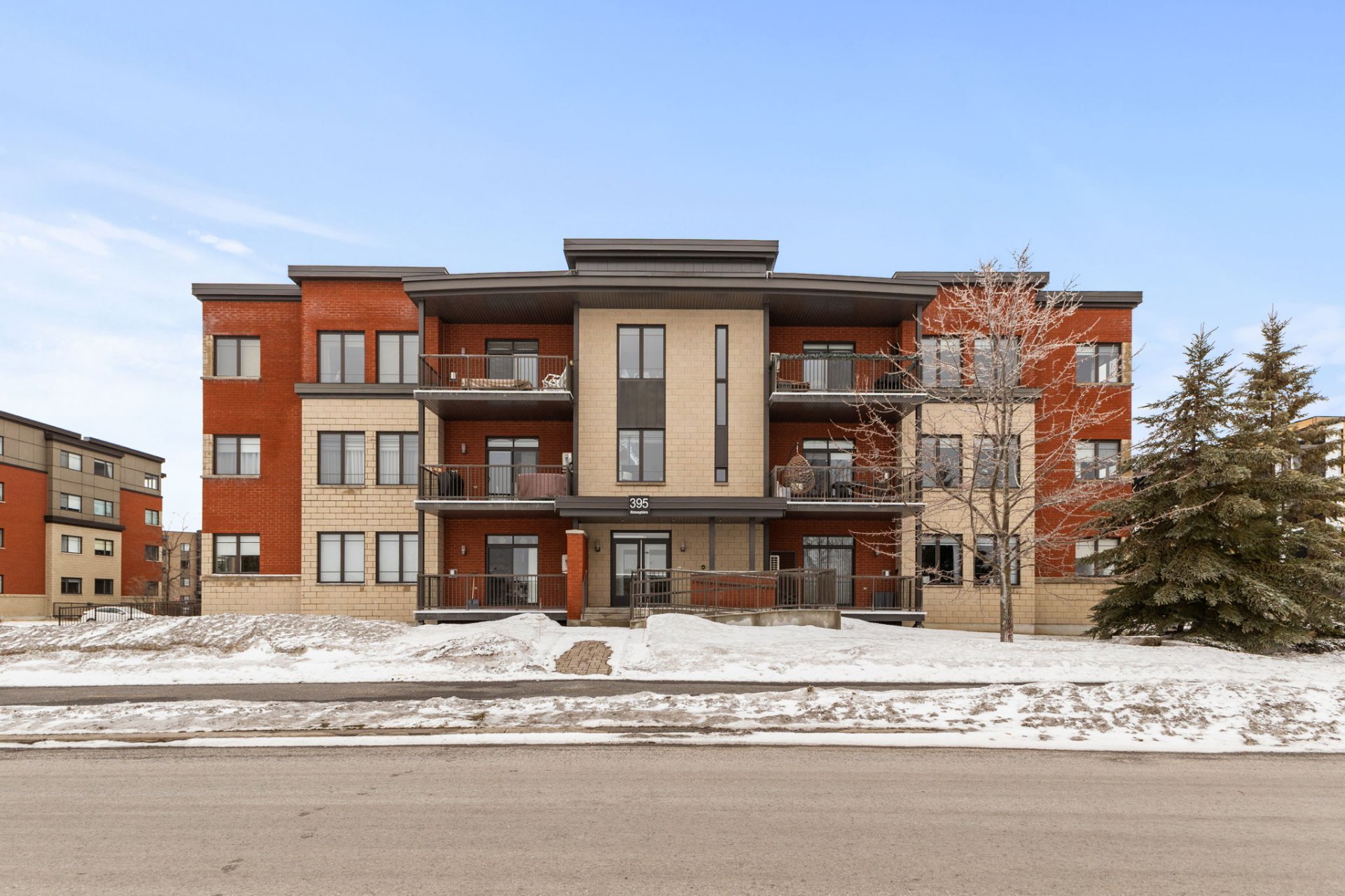 395 Rue de l'Atmosphère 201