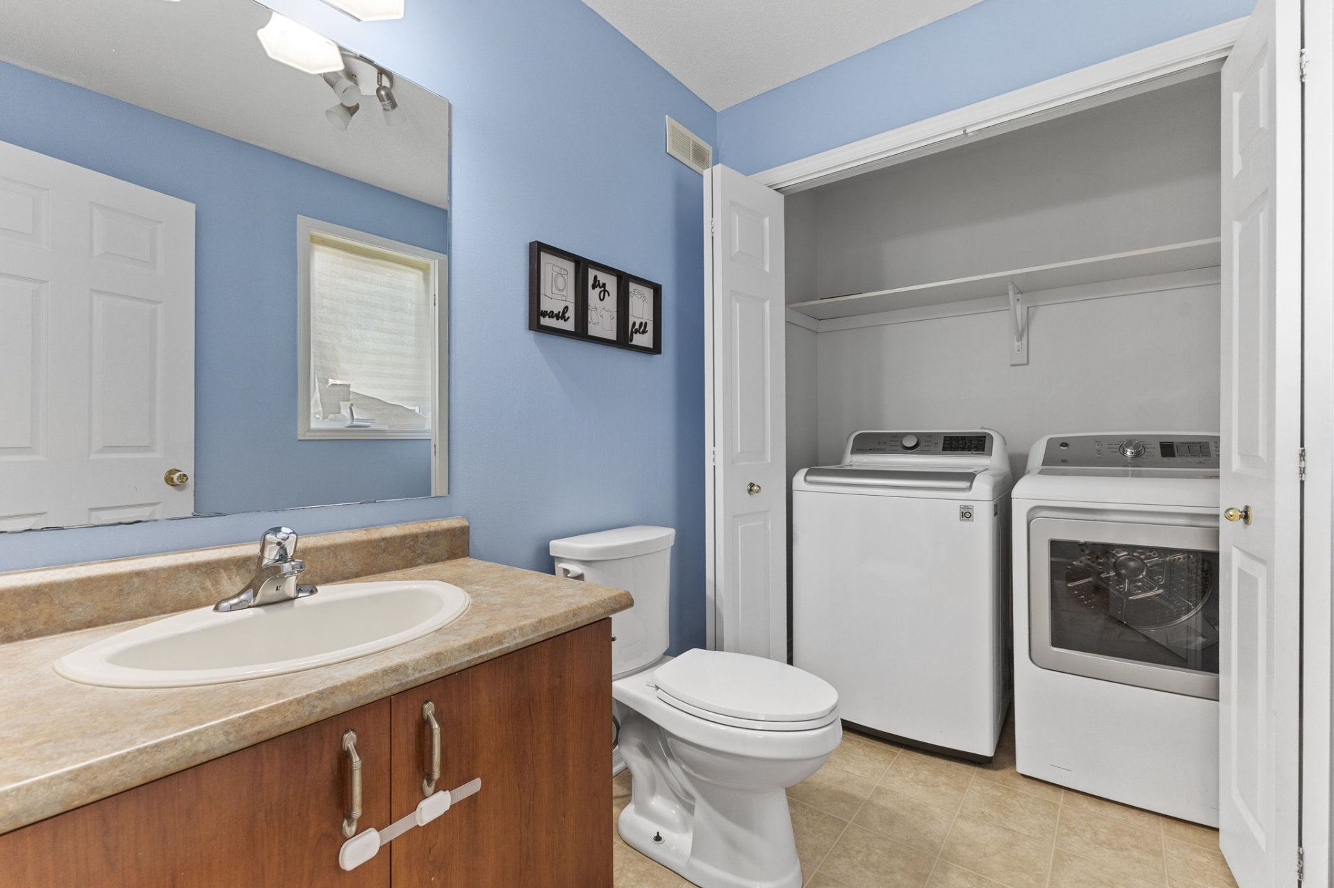 Powder room