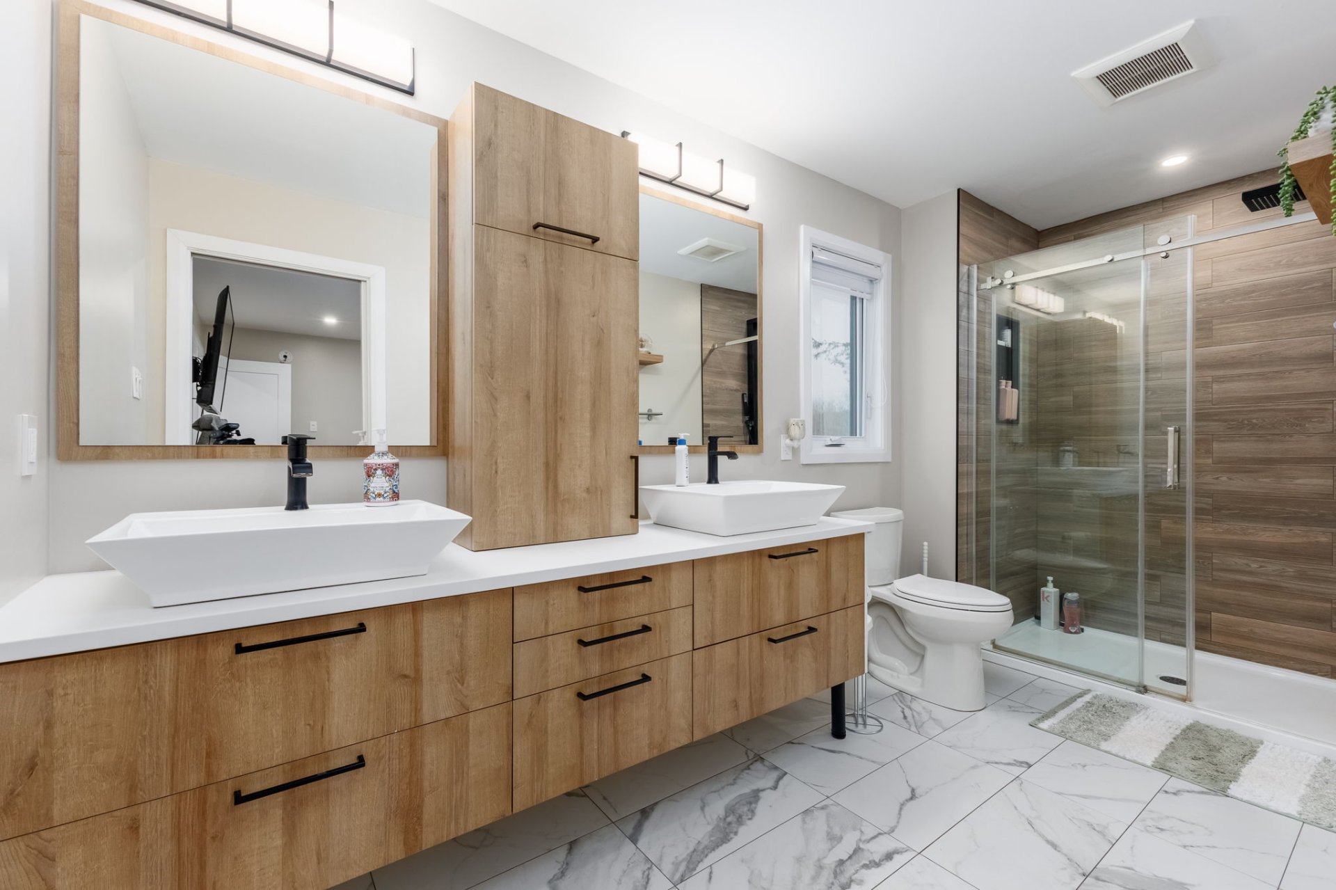 Salle de bains attenante à la CCP