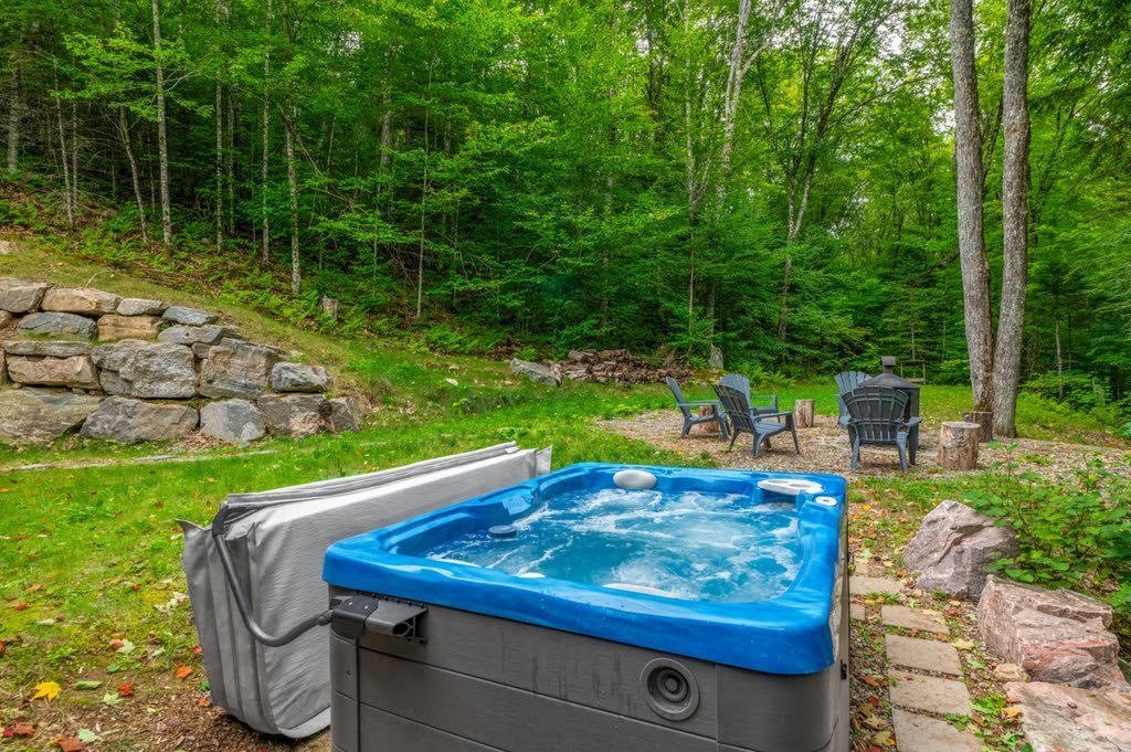 Hot tub