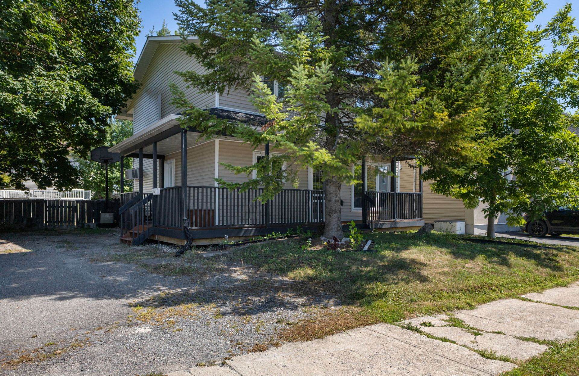 316 Rue Lévis 
