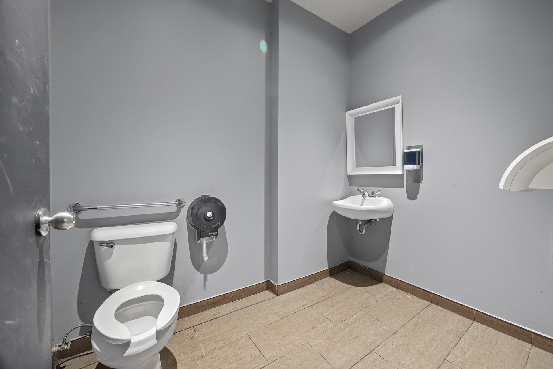Powder room