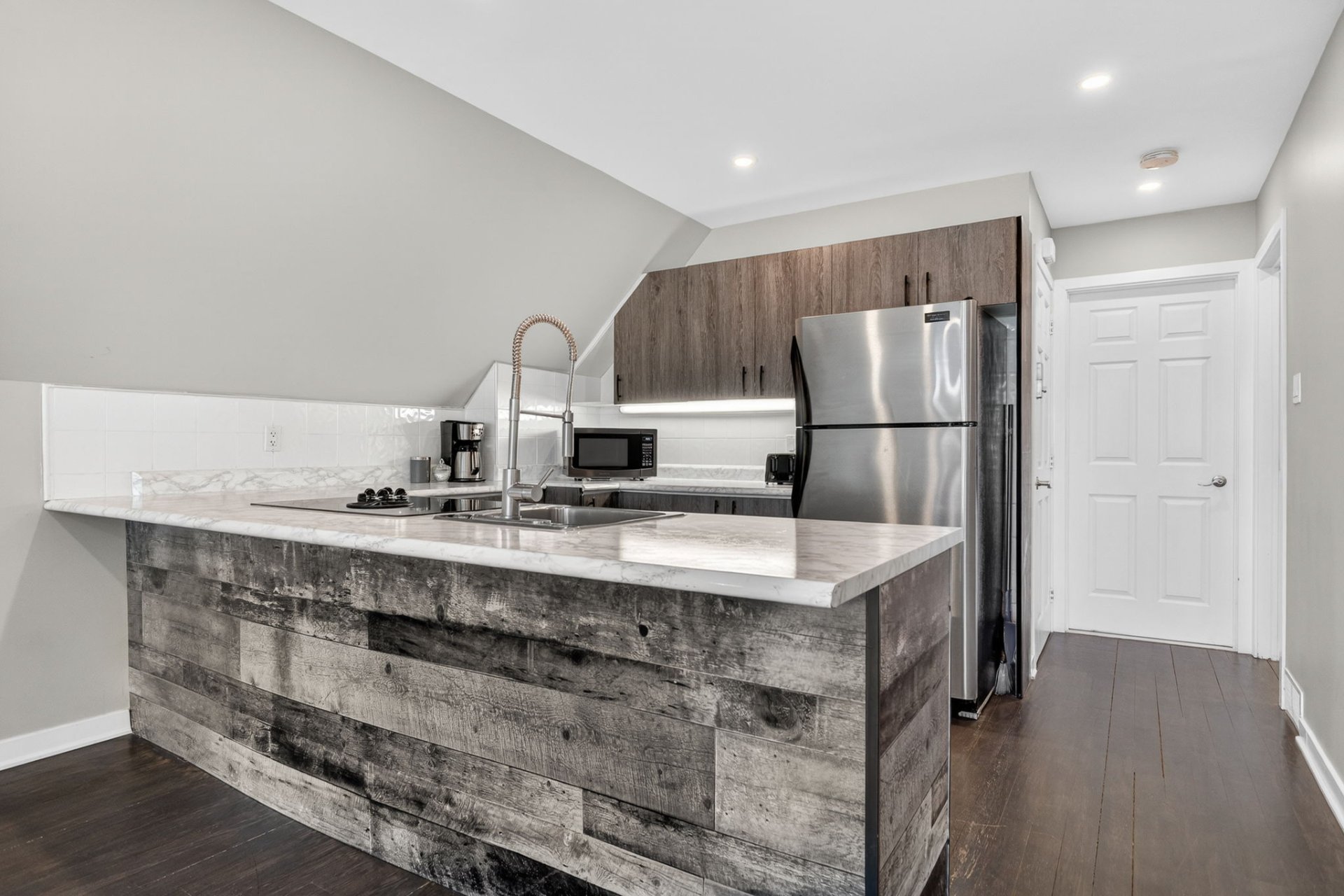 Kitchen - 2nd floor condo