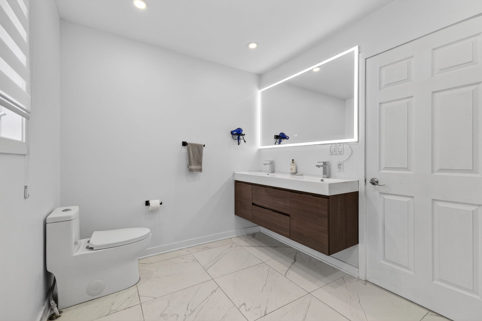 Bathroom - 2nd floor condo