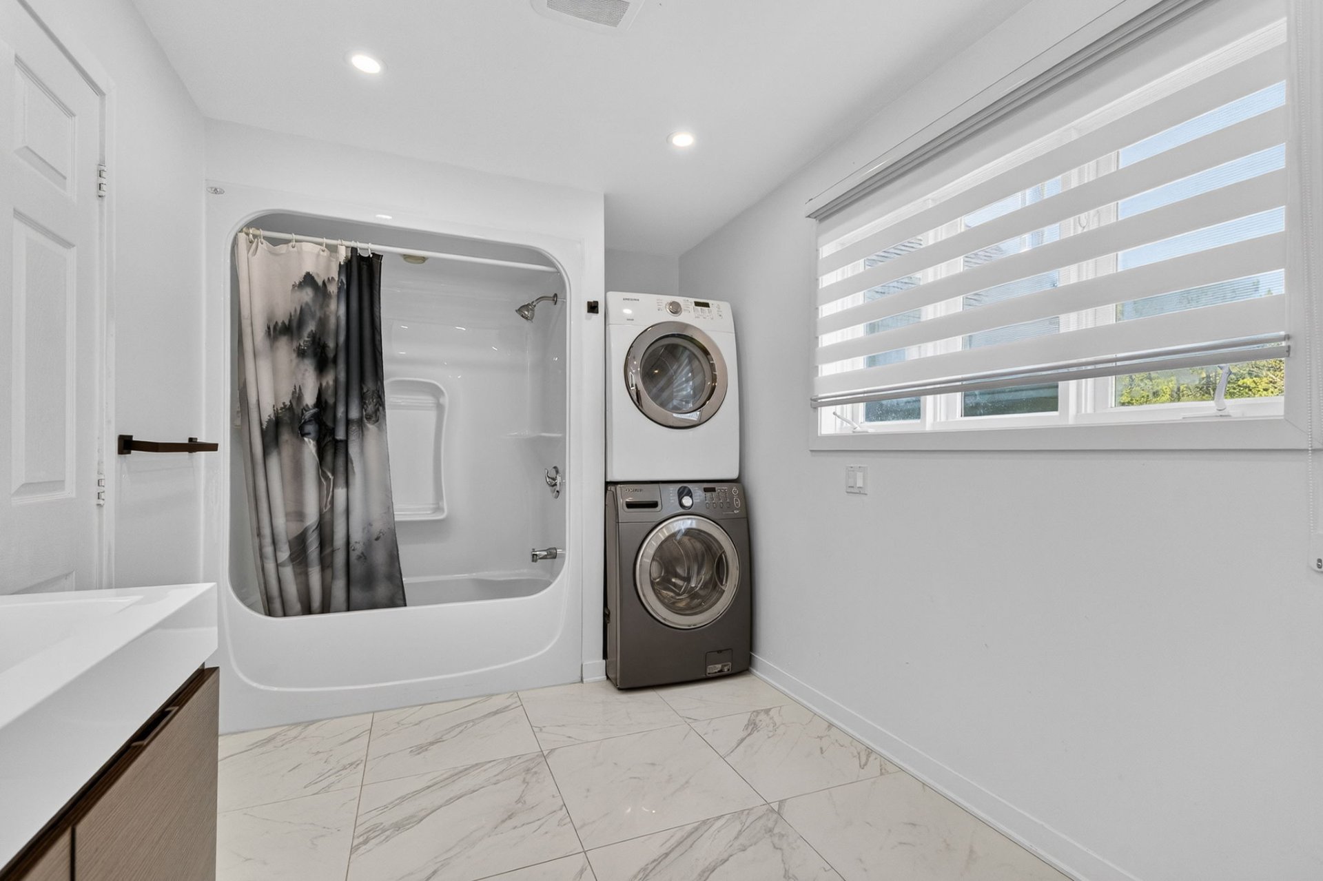 Bathroom - 2nd floor condo