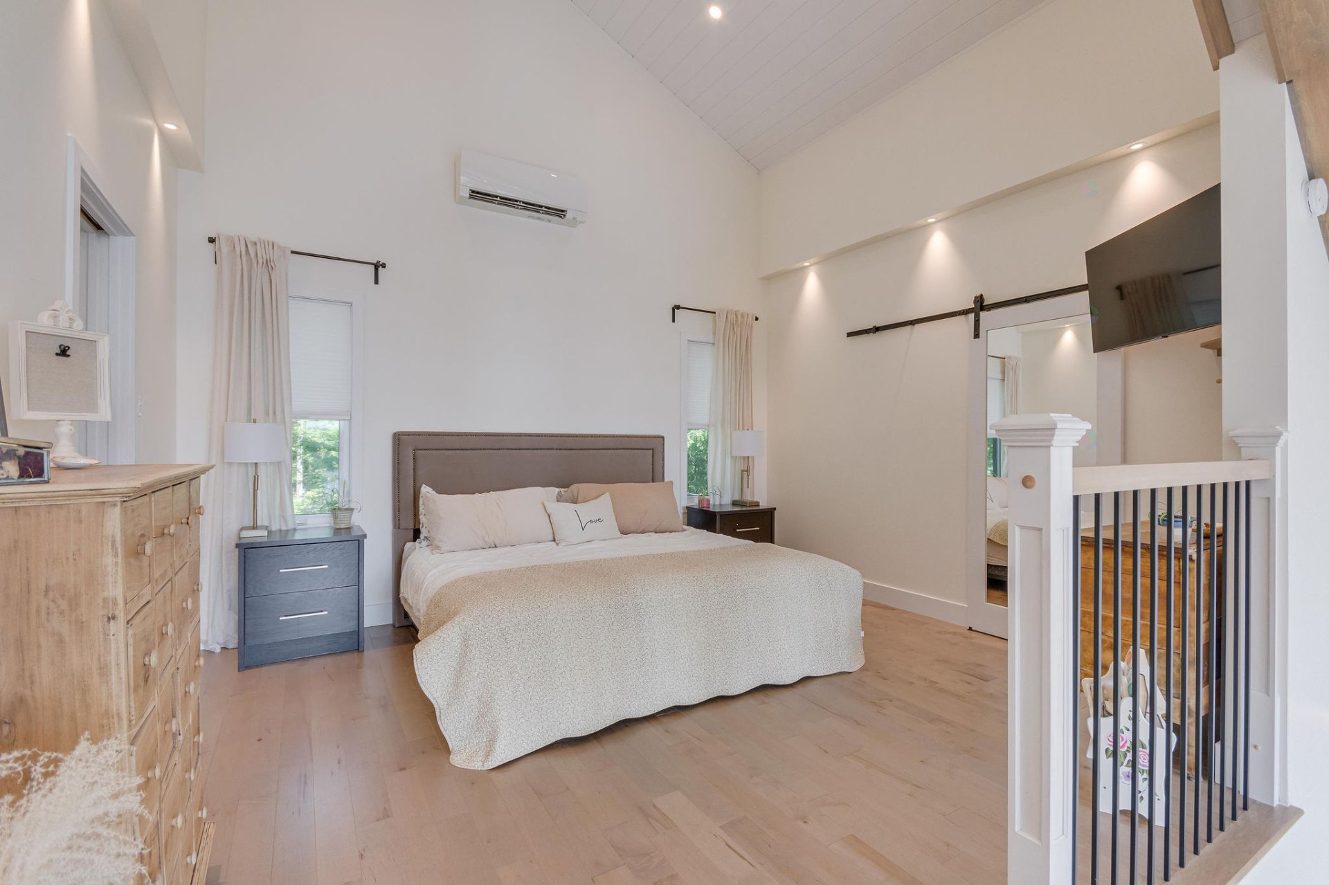 Primary bedroom