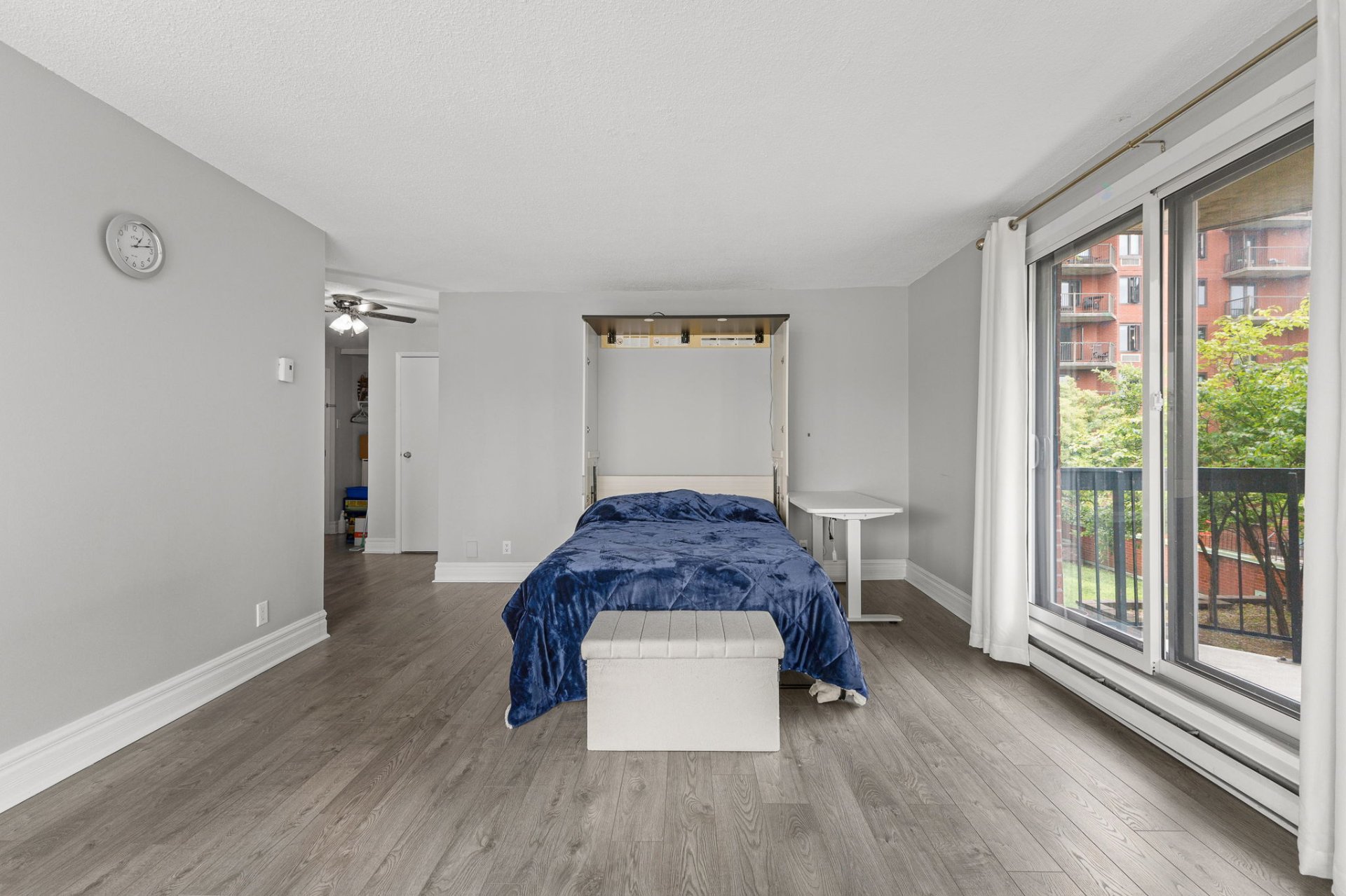 240 Boul. Maisonneuve 203 — photo 3