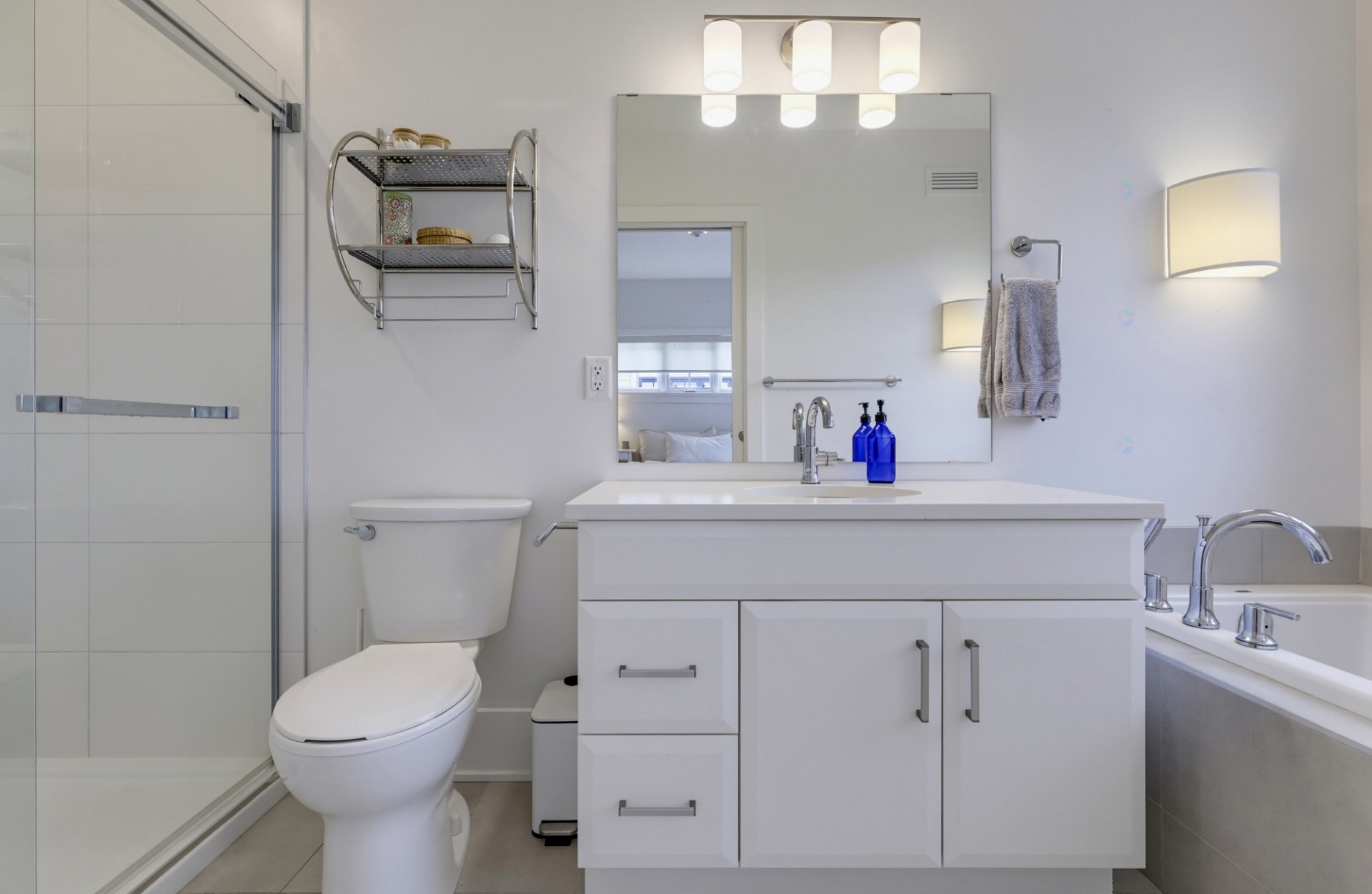 Ensuite bathroom