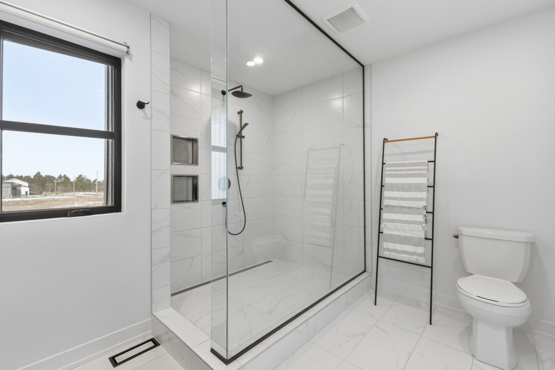 Salle de bains attenante à la CCP