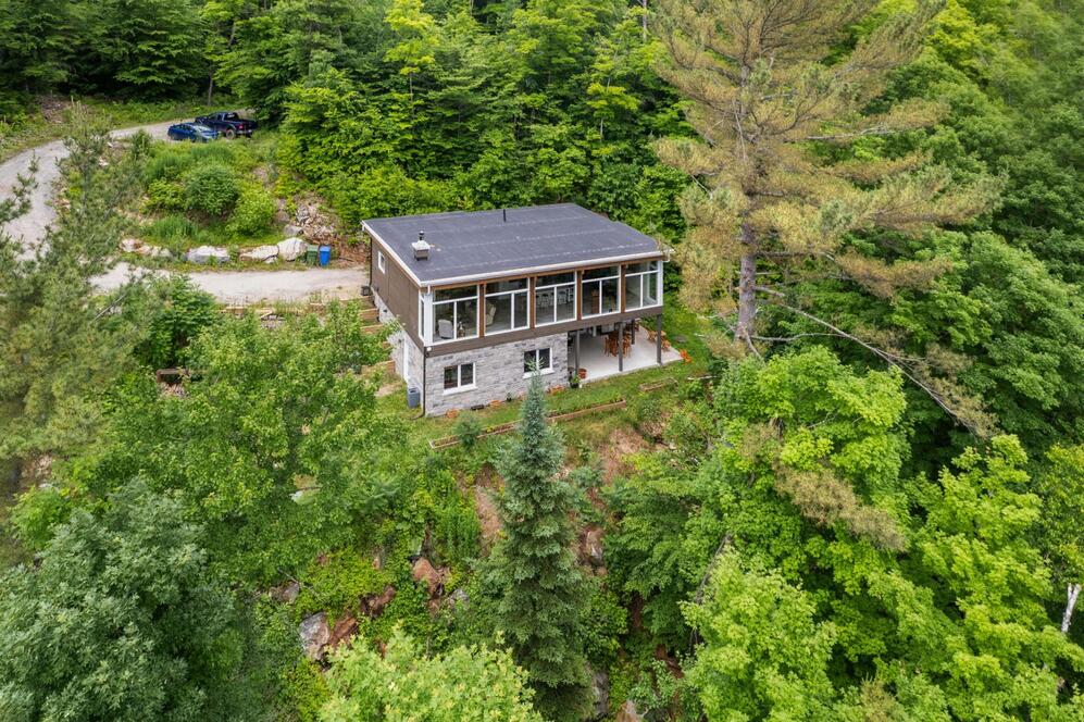 23 Ch. de la Montagne 
