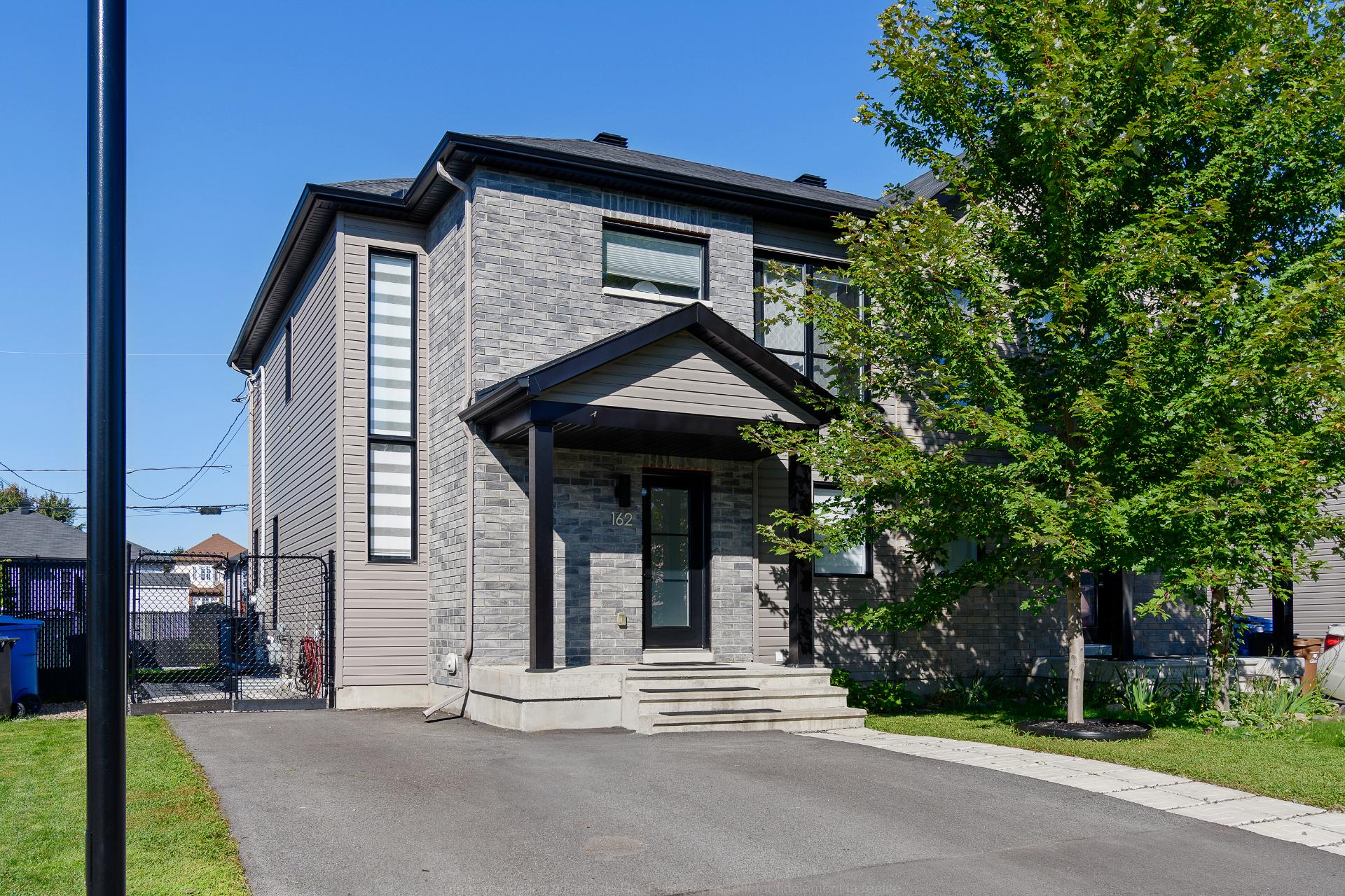 162 Rue du Petit-Village