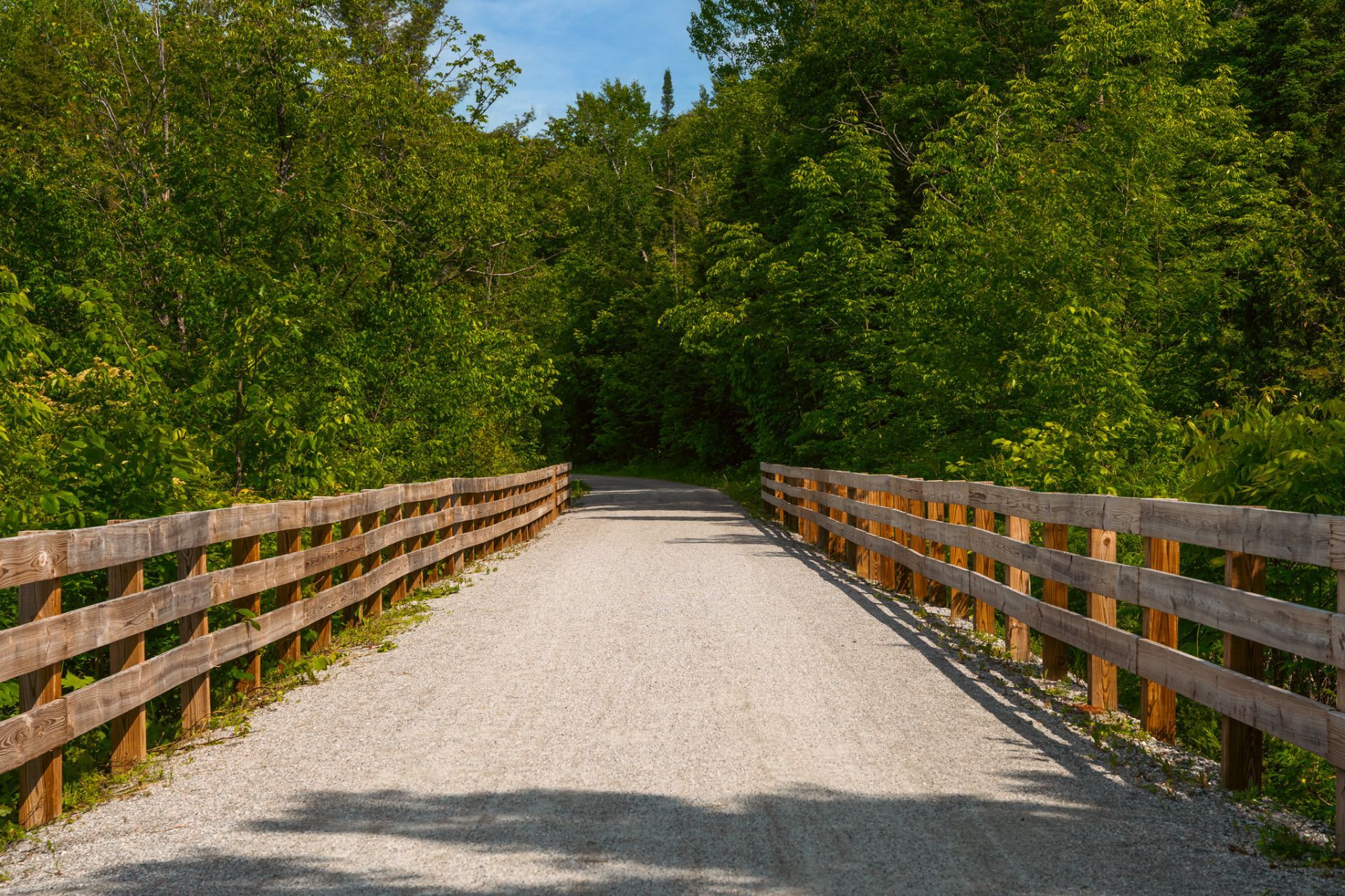 Autre - Voie verte longeant la rivière