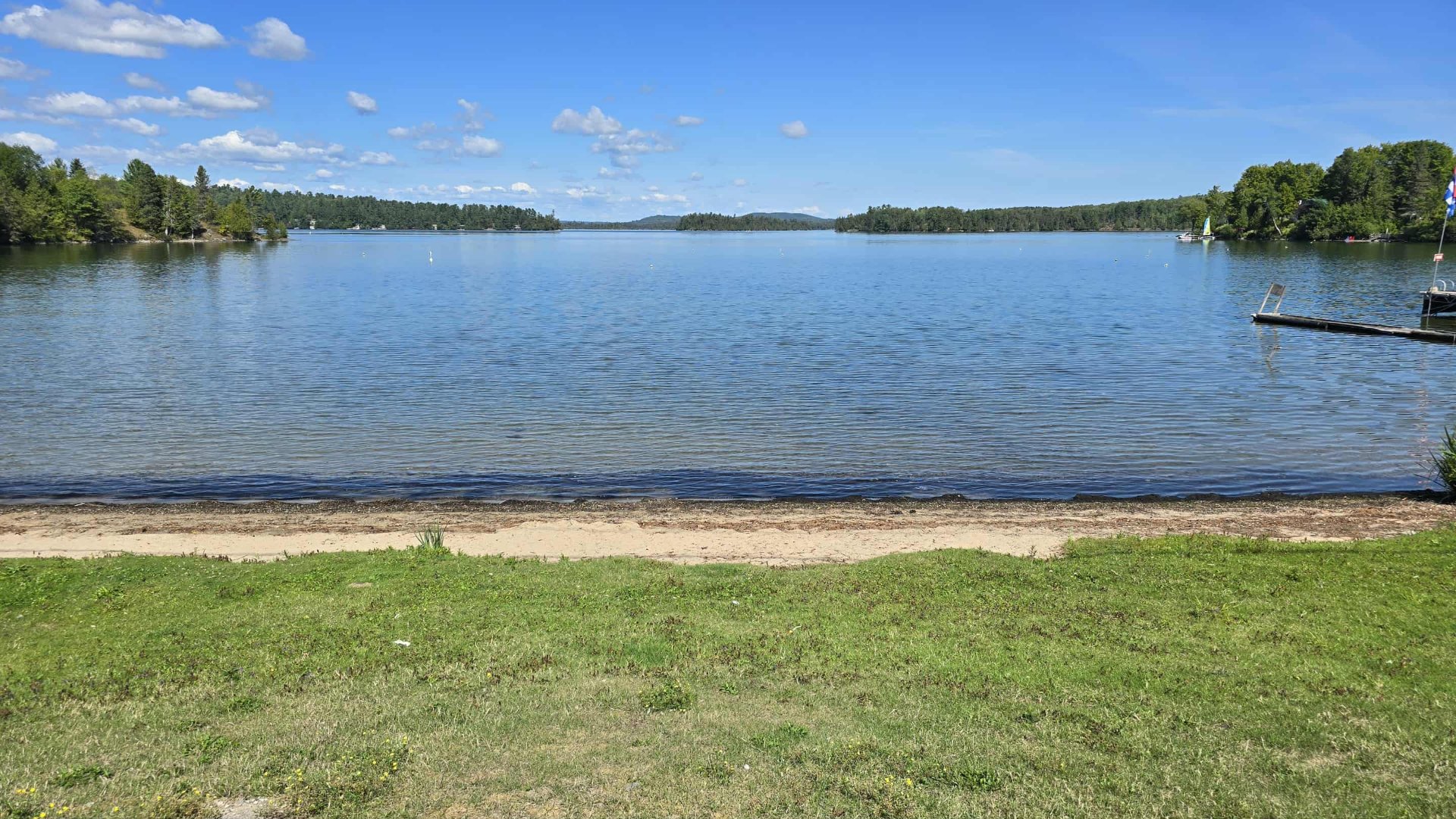 Accès au plan d'eau
