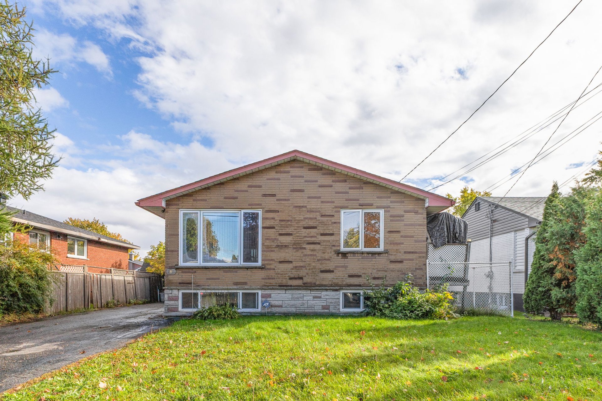 180 Rue Isaac-Jogues 