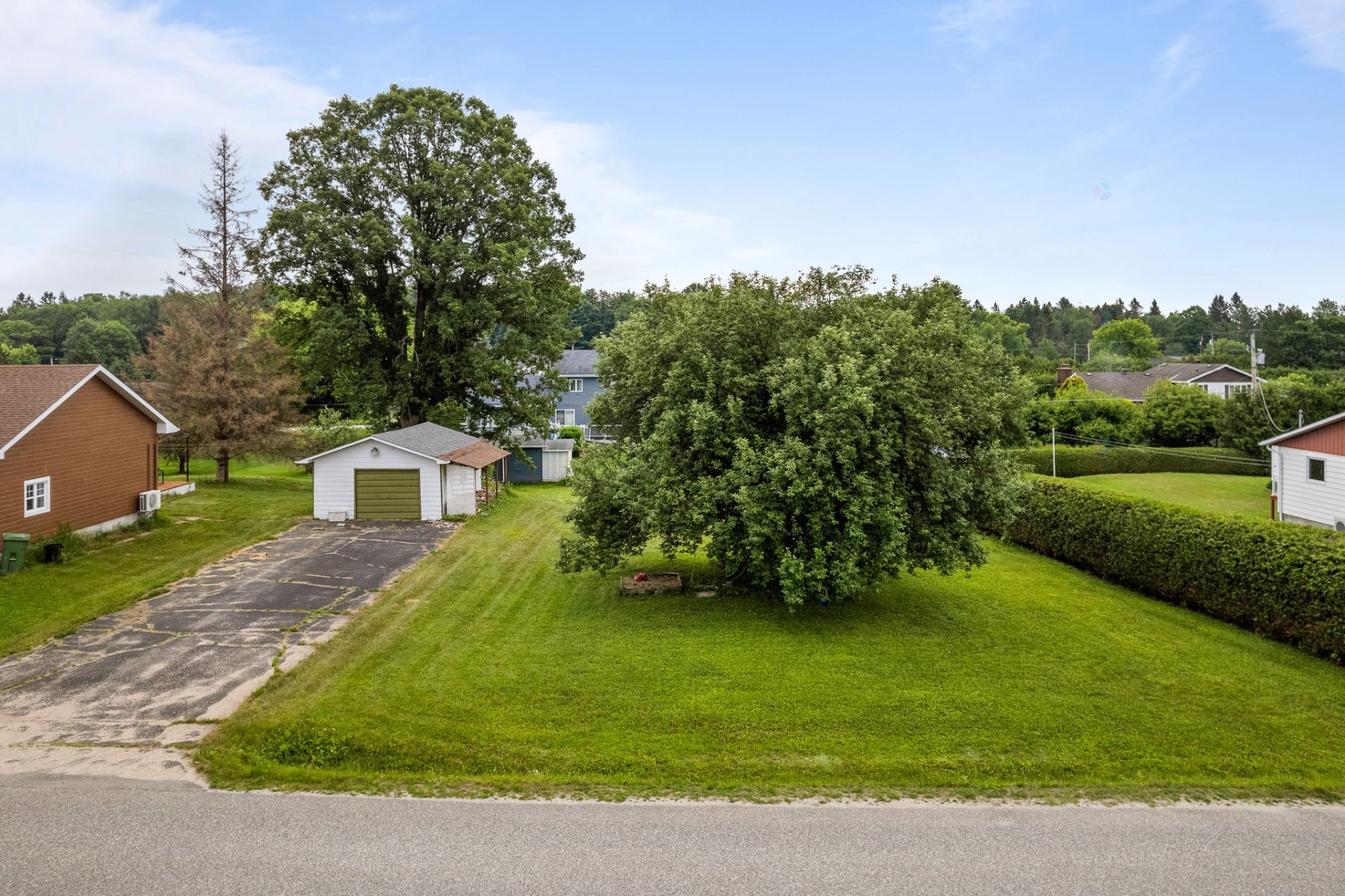 Land/Lot