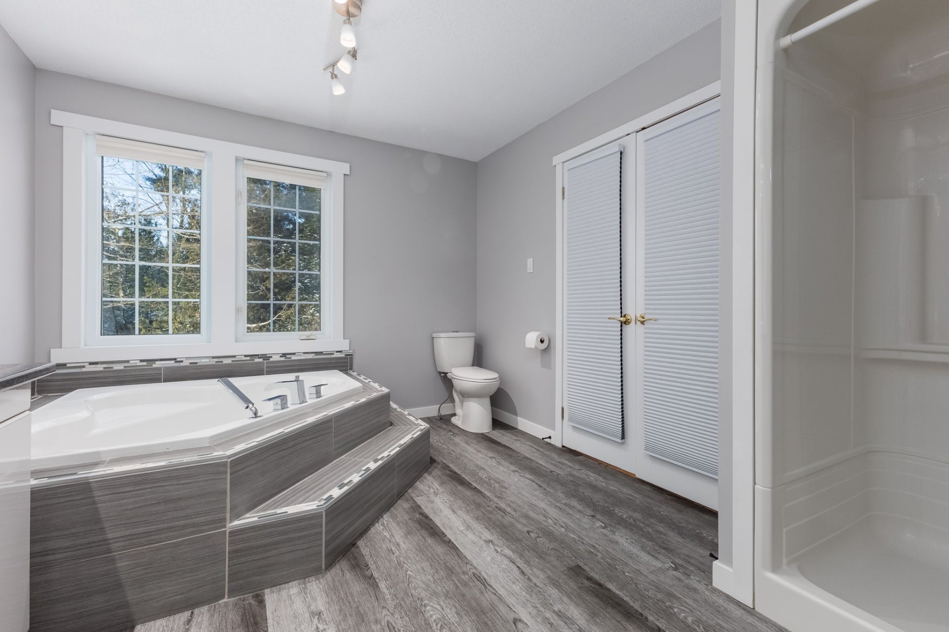 Salle de bains attenante à la CCP