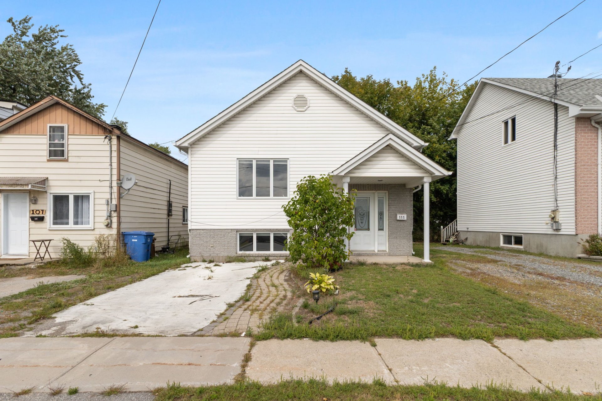 111 Rue Churchill 