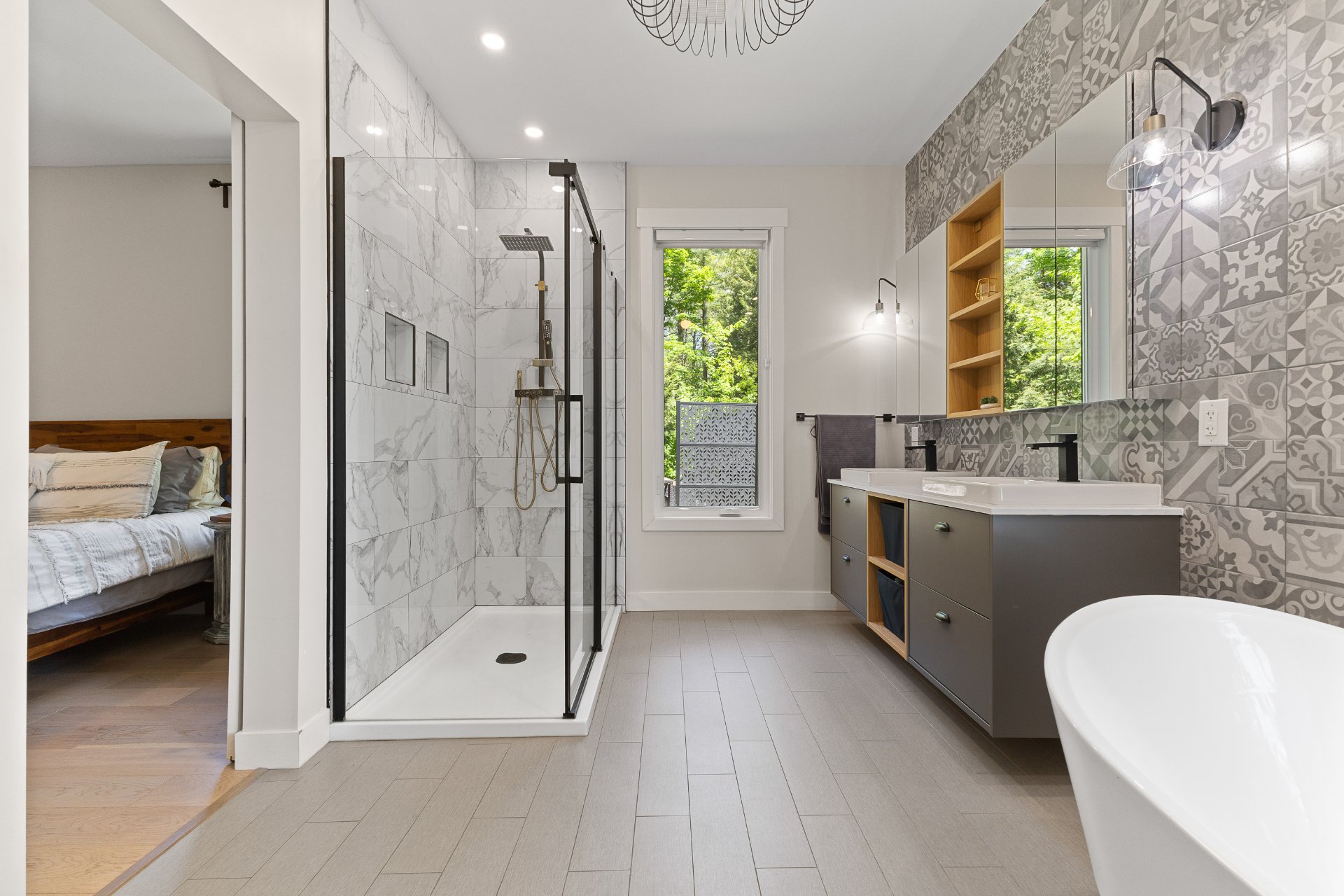 Ensuite bathroom