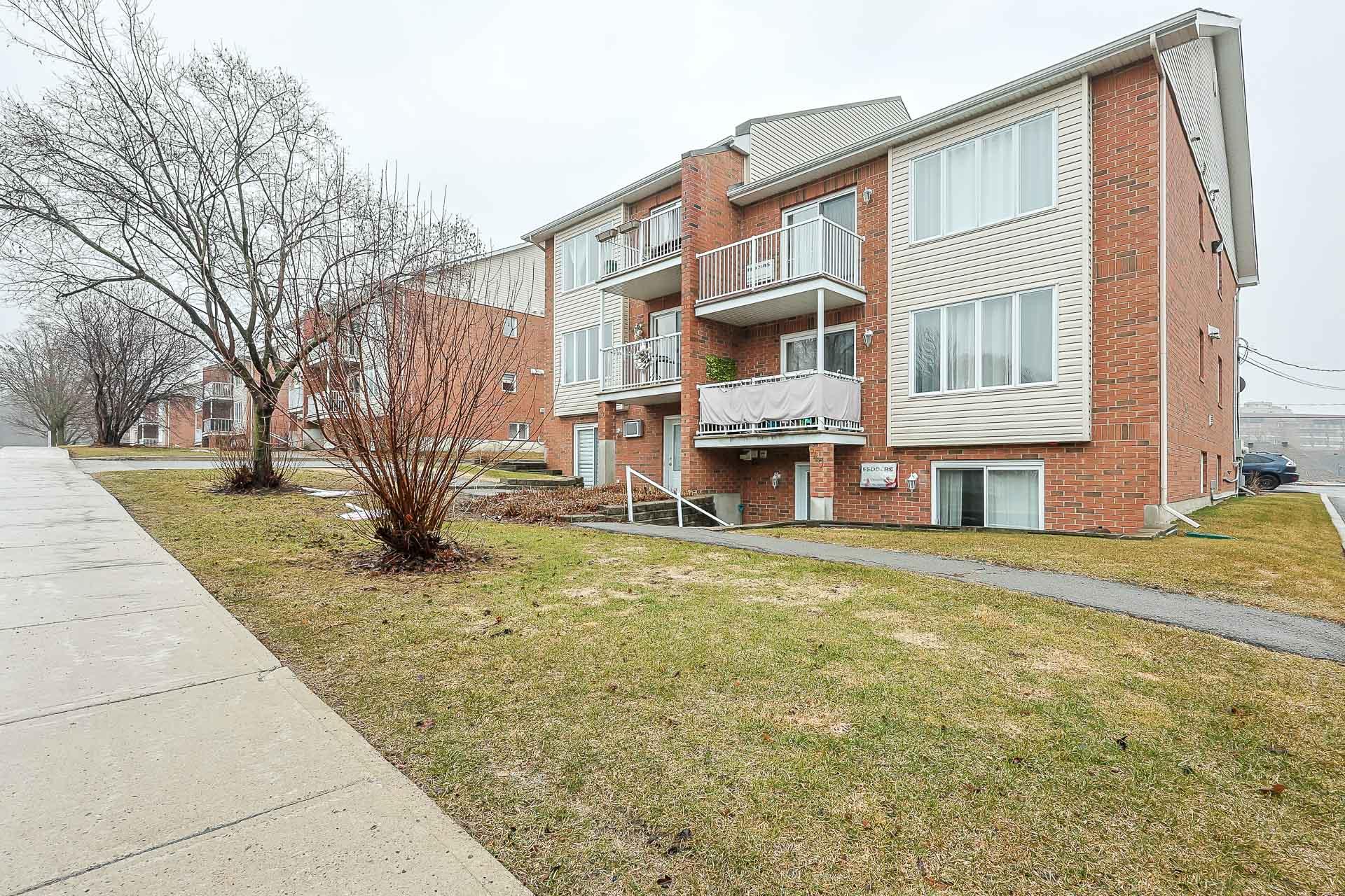 640 Boul. du Mont-Royal 