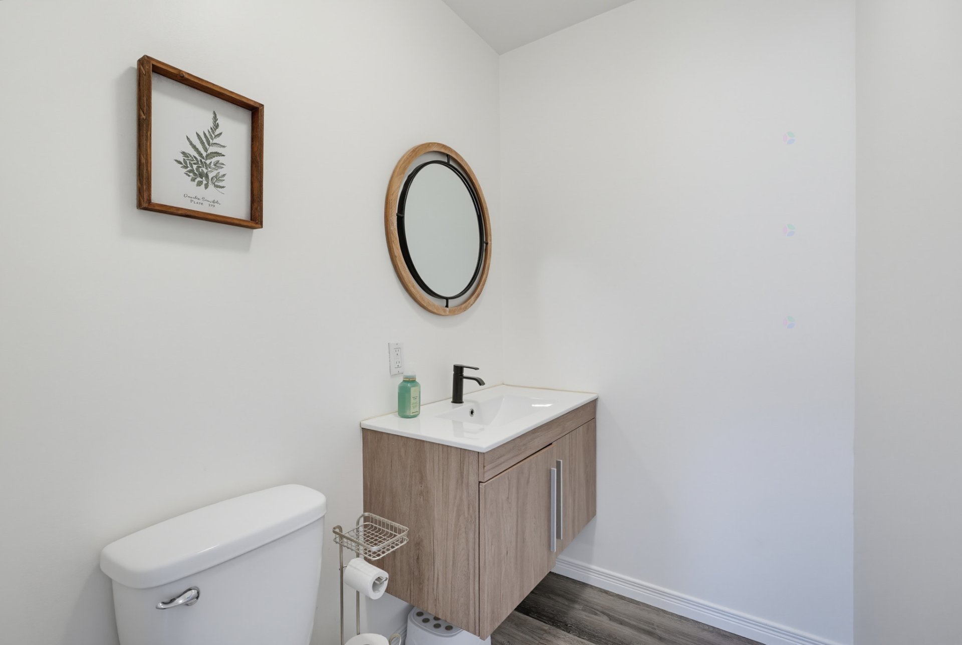 Powder room