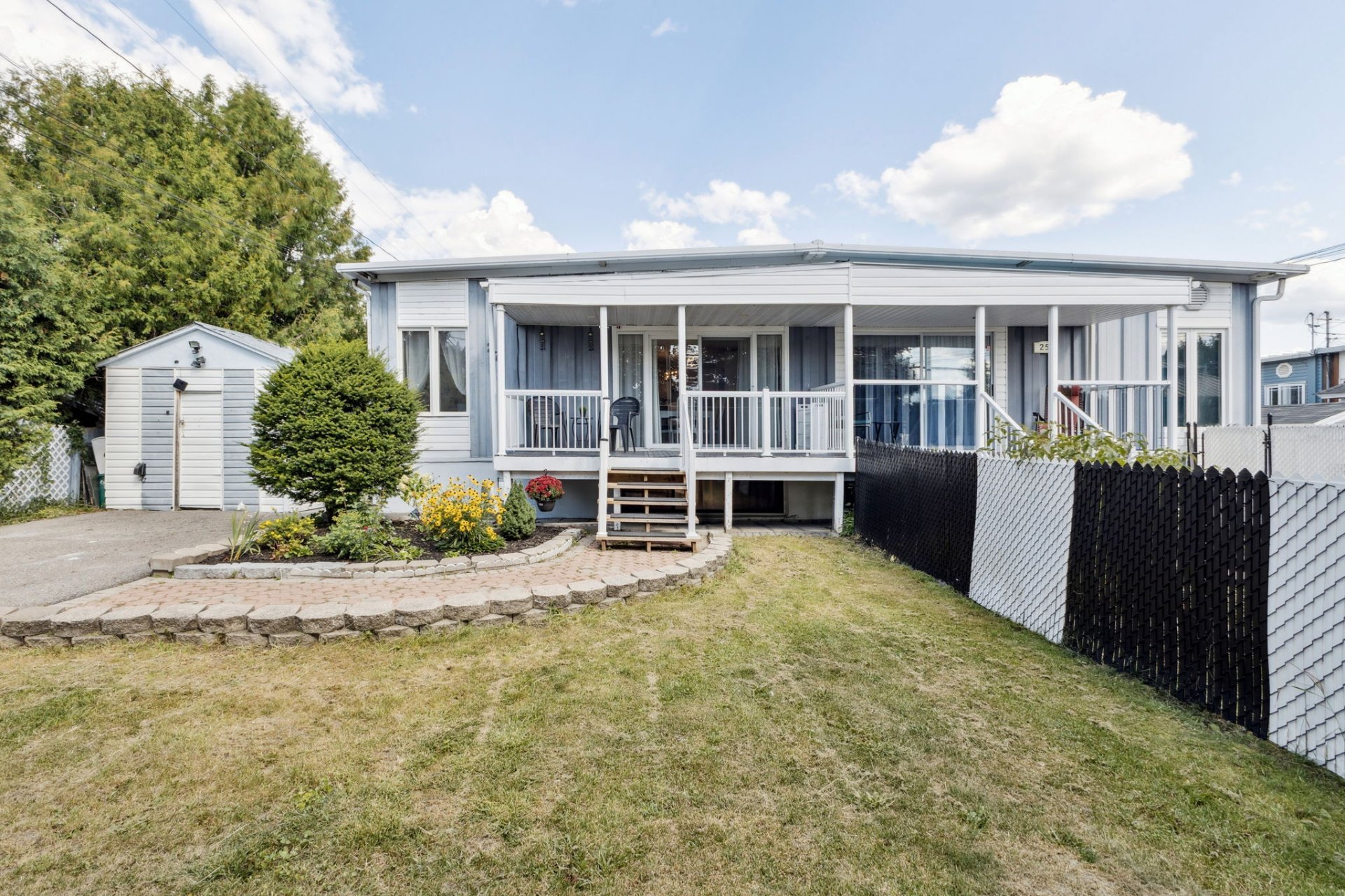 27 Rue de Matane 