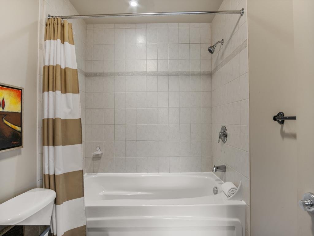 Ensuite bathroom