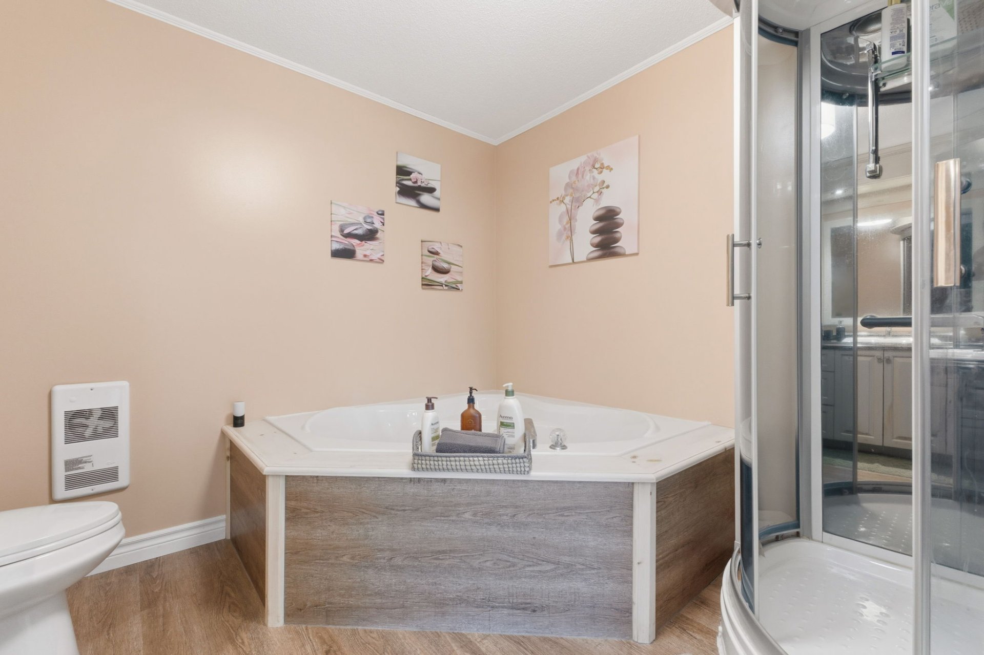 Salle de bains attenante à la CCP