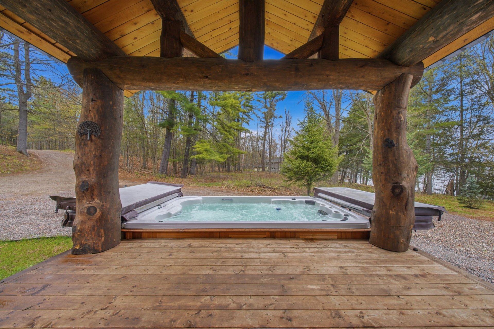 Hot tub