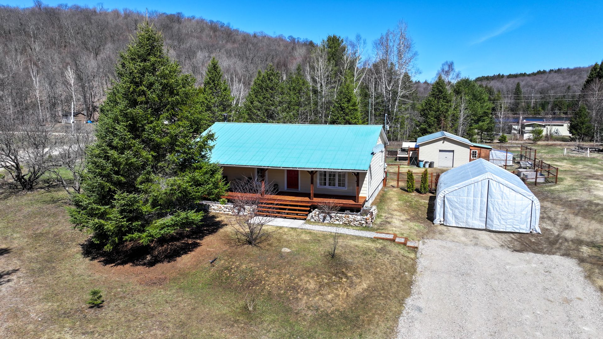 19 Ch. du Lac-Bran-de-Scie 