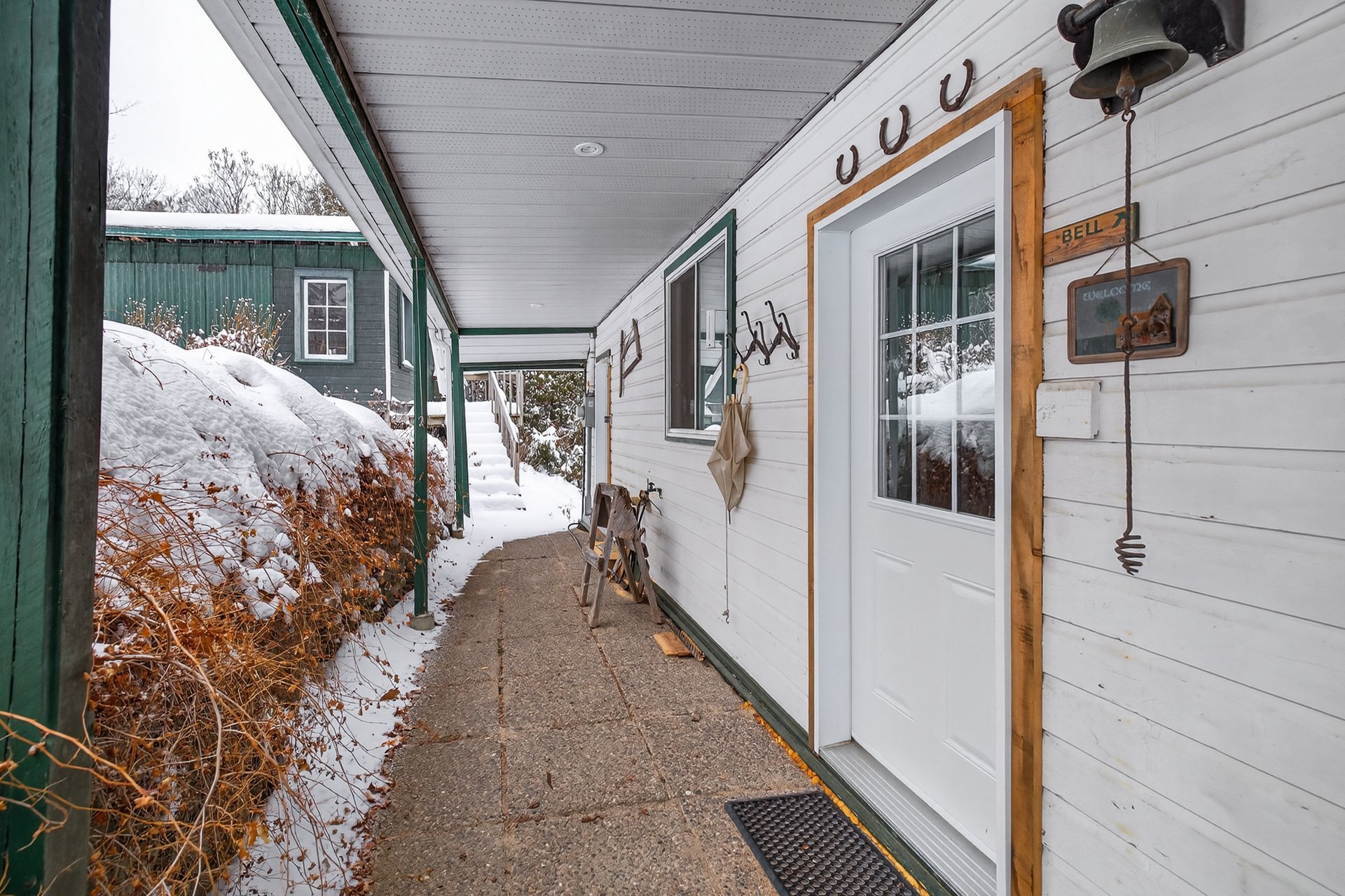 Entrée extérieure - Rez de chaussé