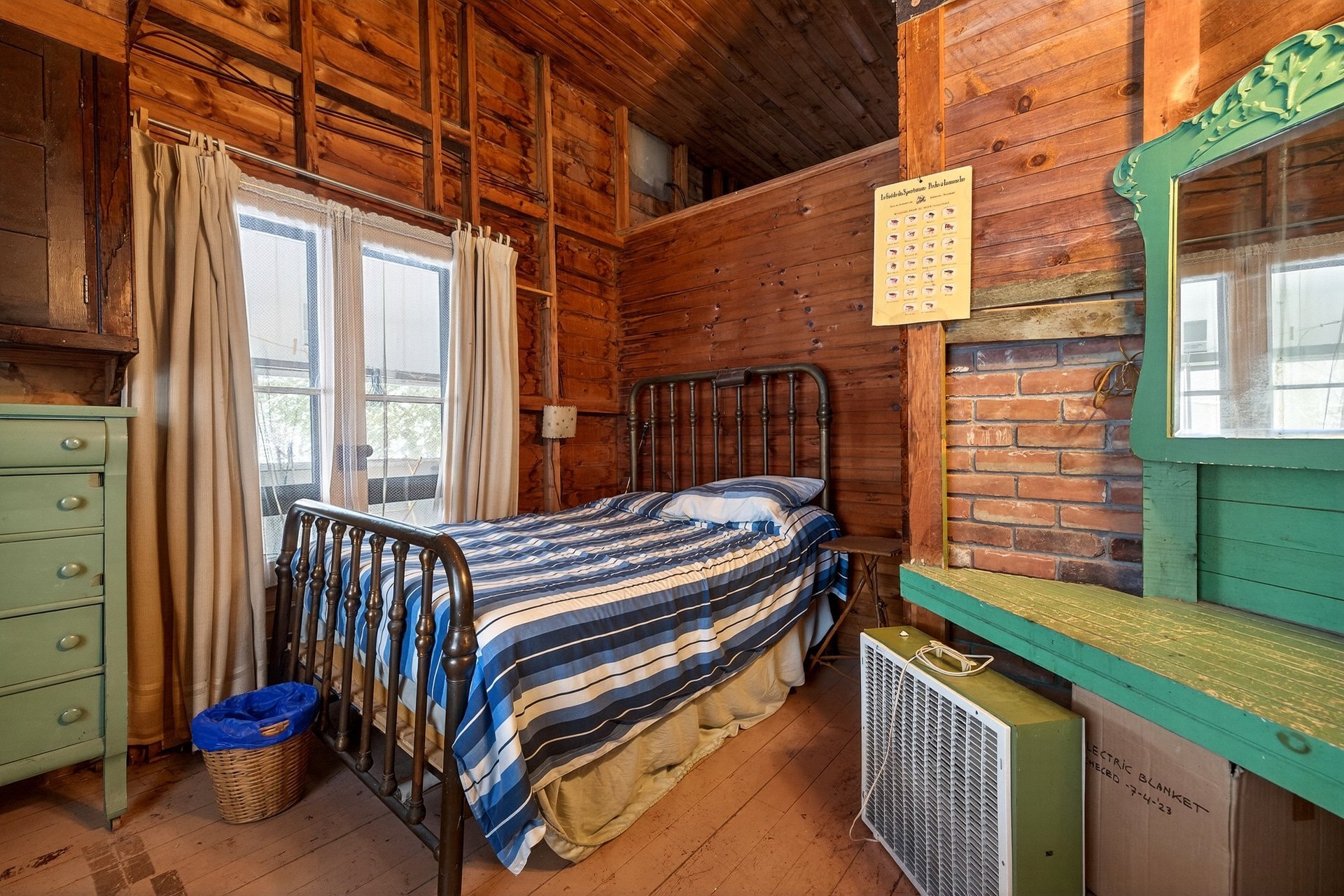 Chambre à coucher - Rez de chaussé