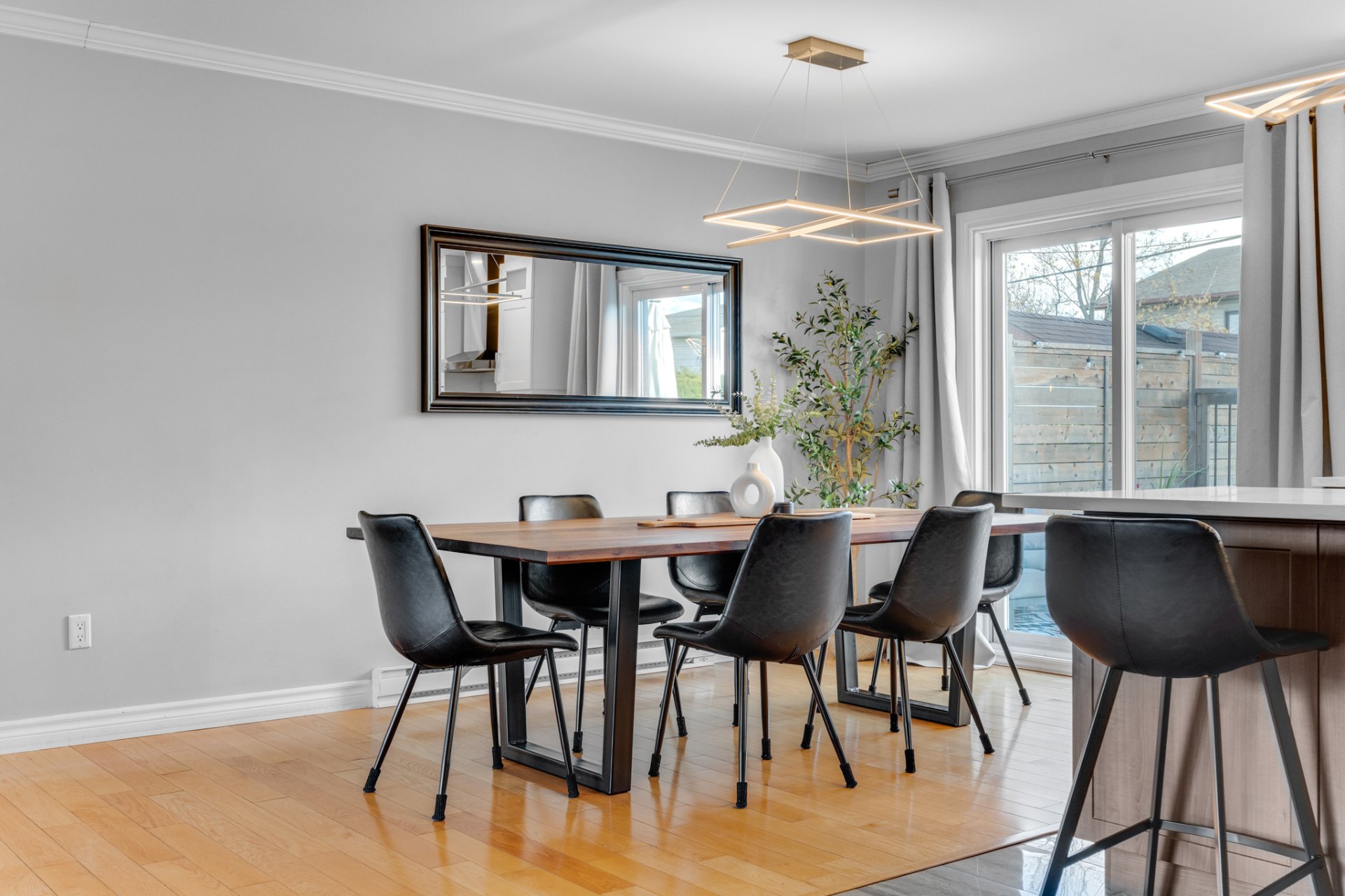 Dining room
