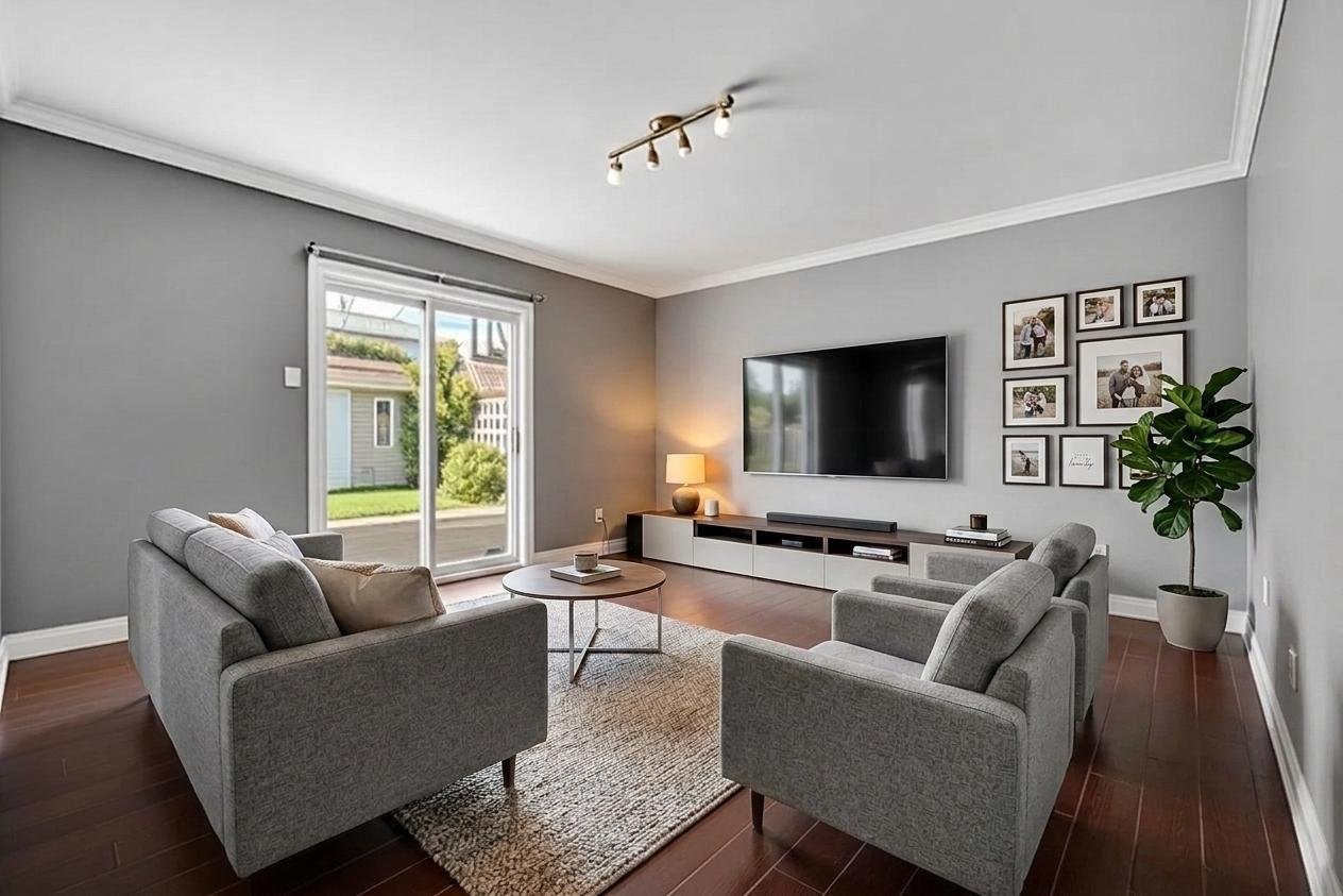 Family room - *Suggested by AI*