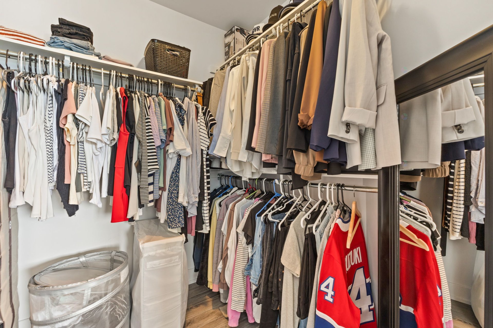 Walk-in closet