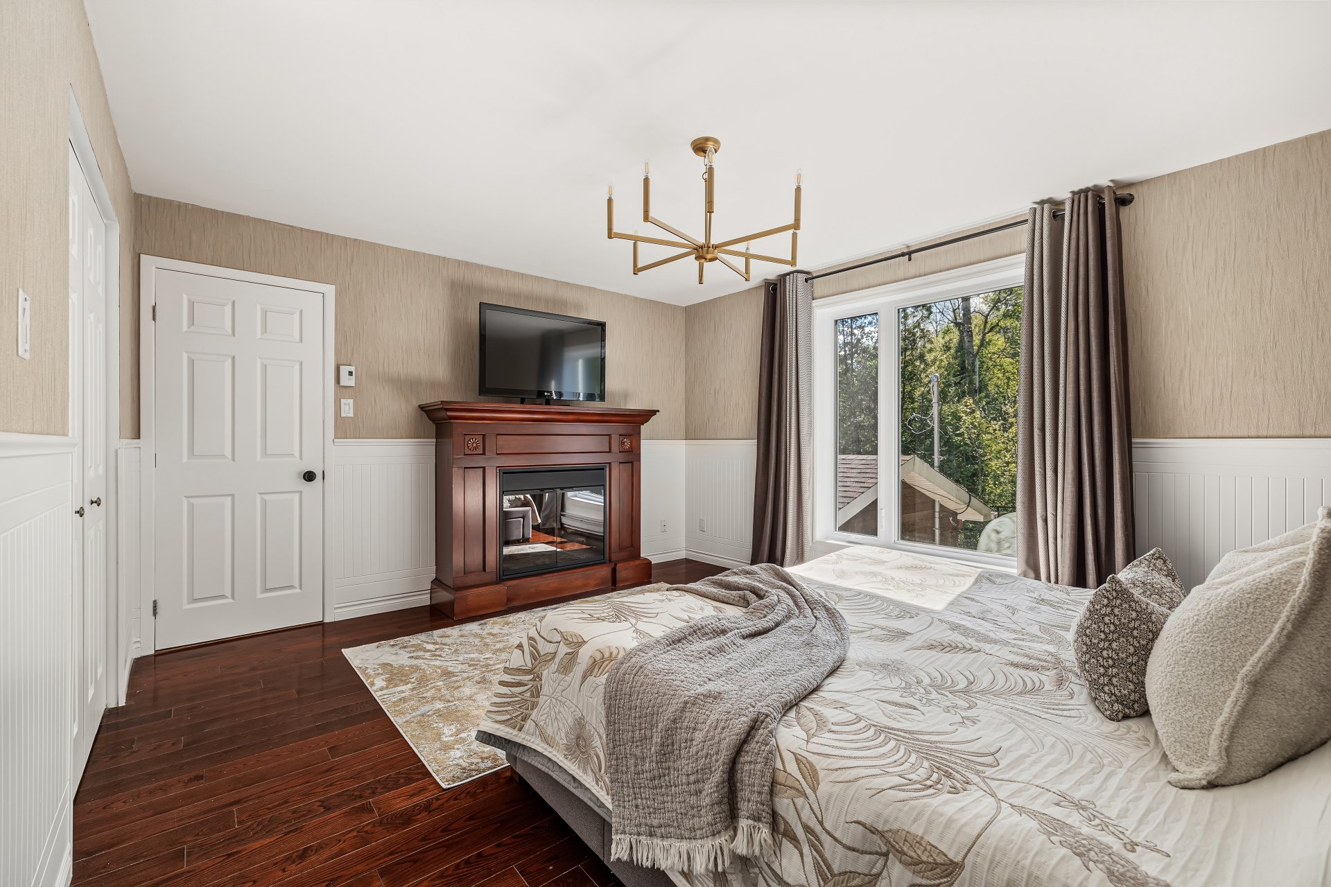 Master bedroom