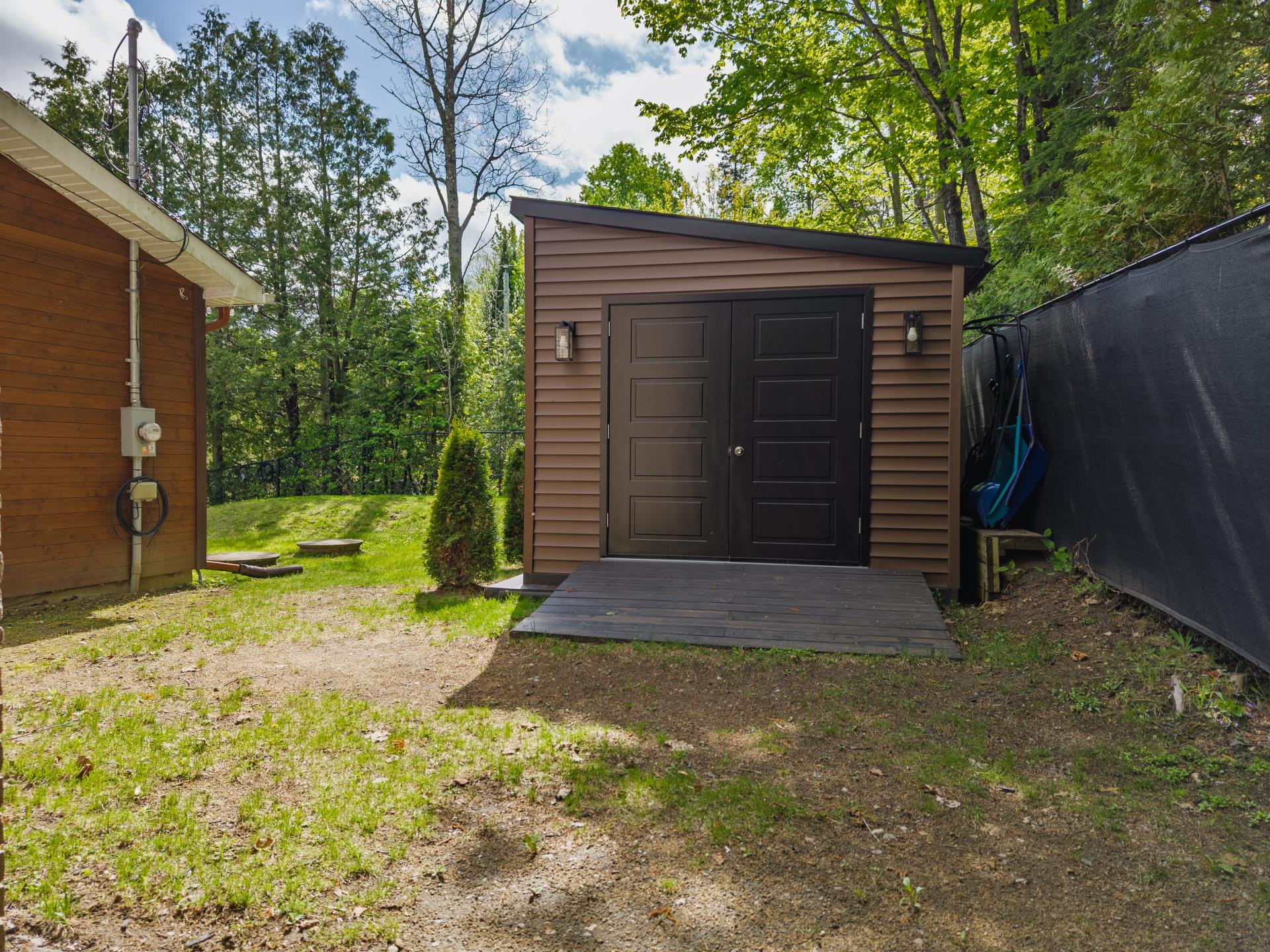 Shed