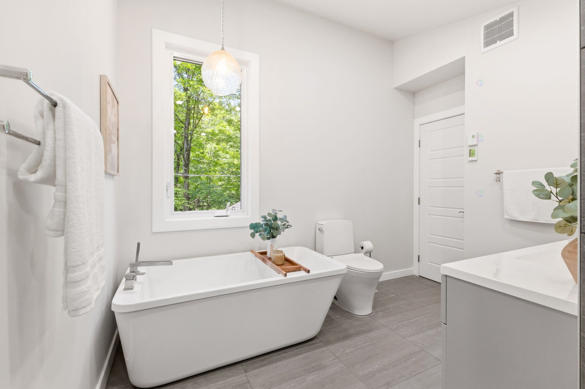 Ensuite bathroom