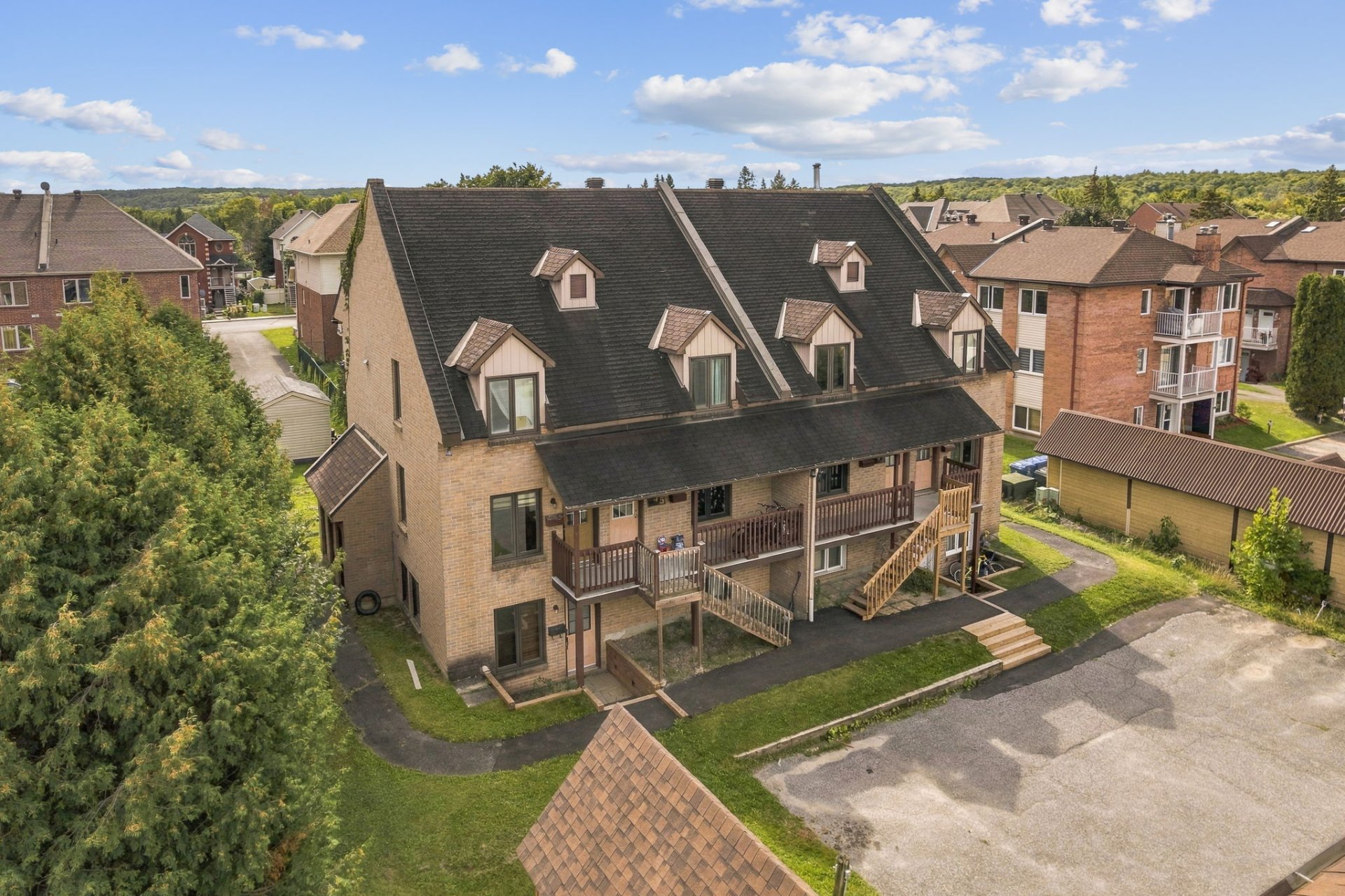 645 Boul. des Hautes-Plaines B