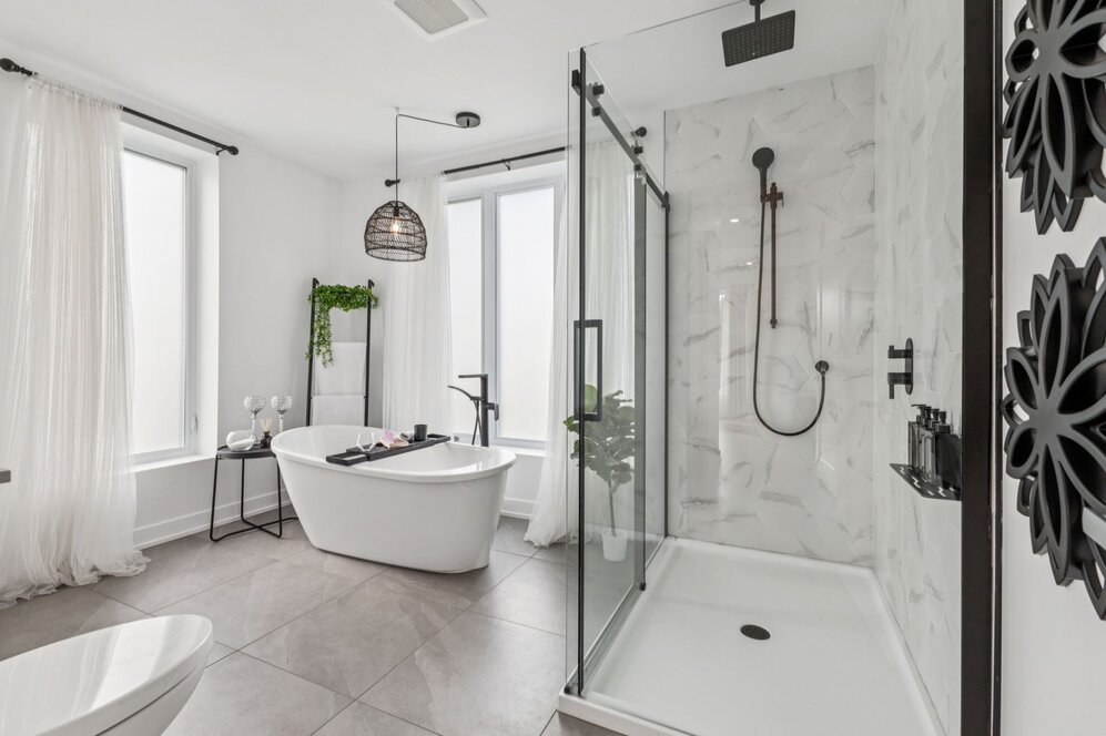 Salle de bains attenante à la CCP