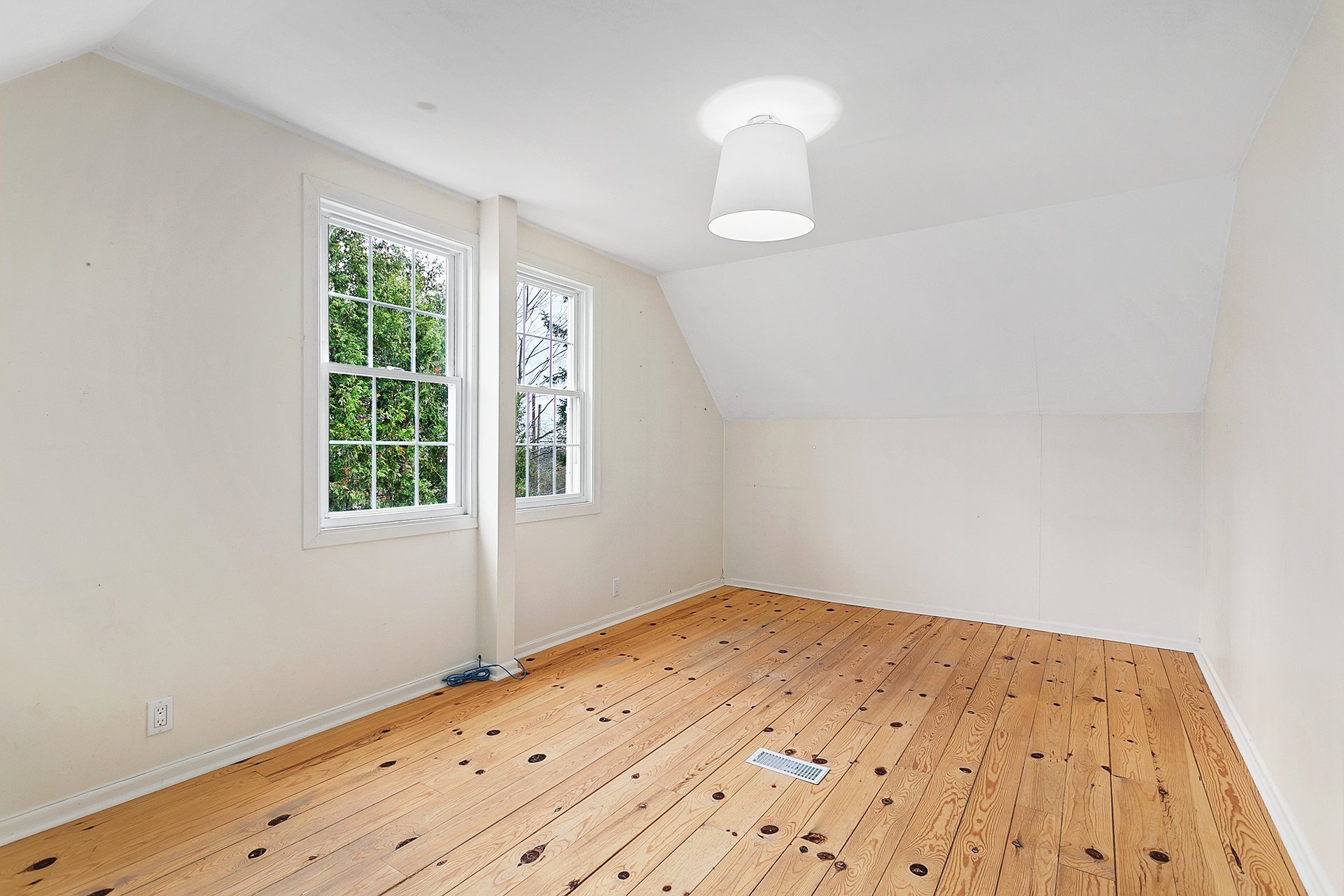 Office - Office 5 2nd floor