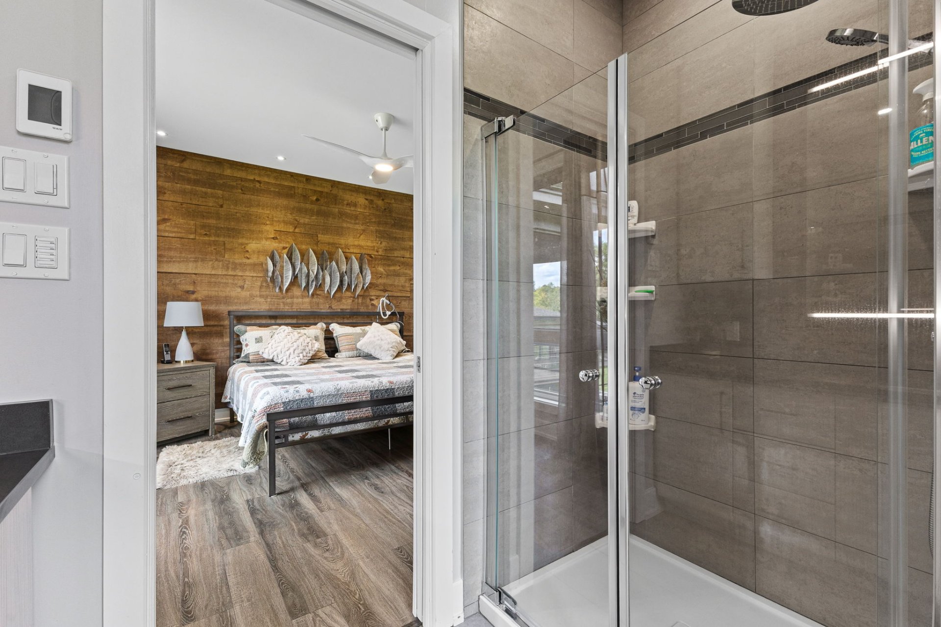 Ensuite bathroom