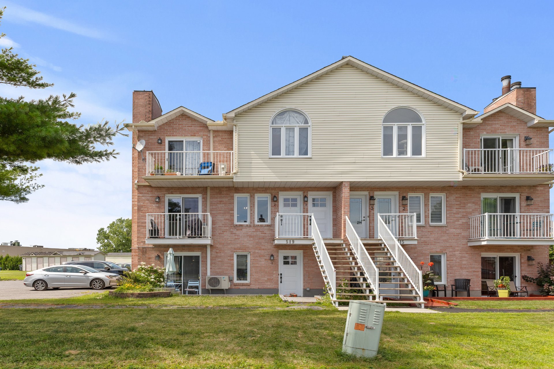 519 Rue Nobert 2