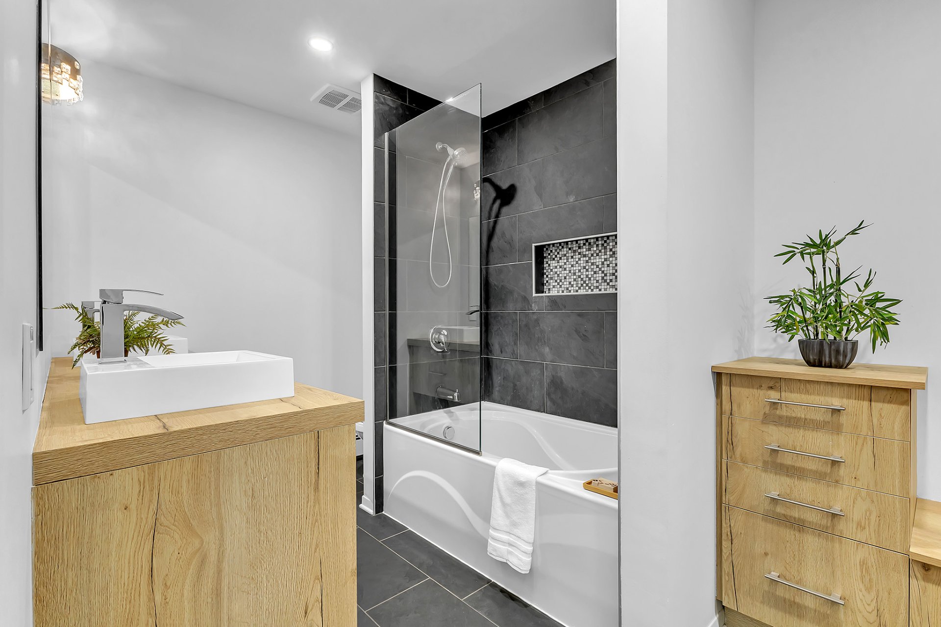 Salle de bains attenante à la CCP