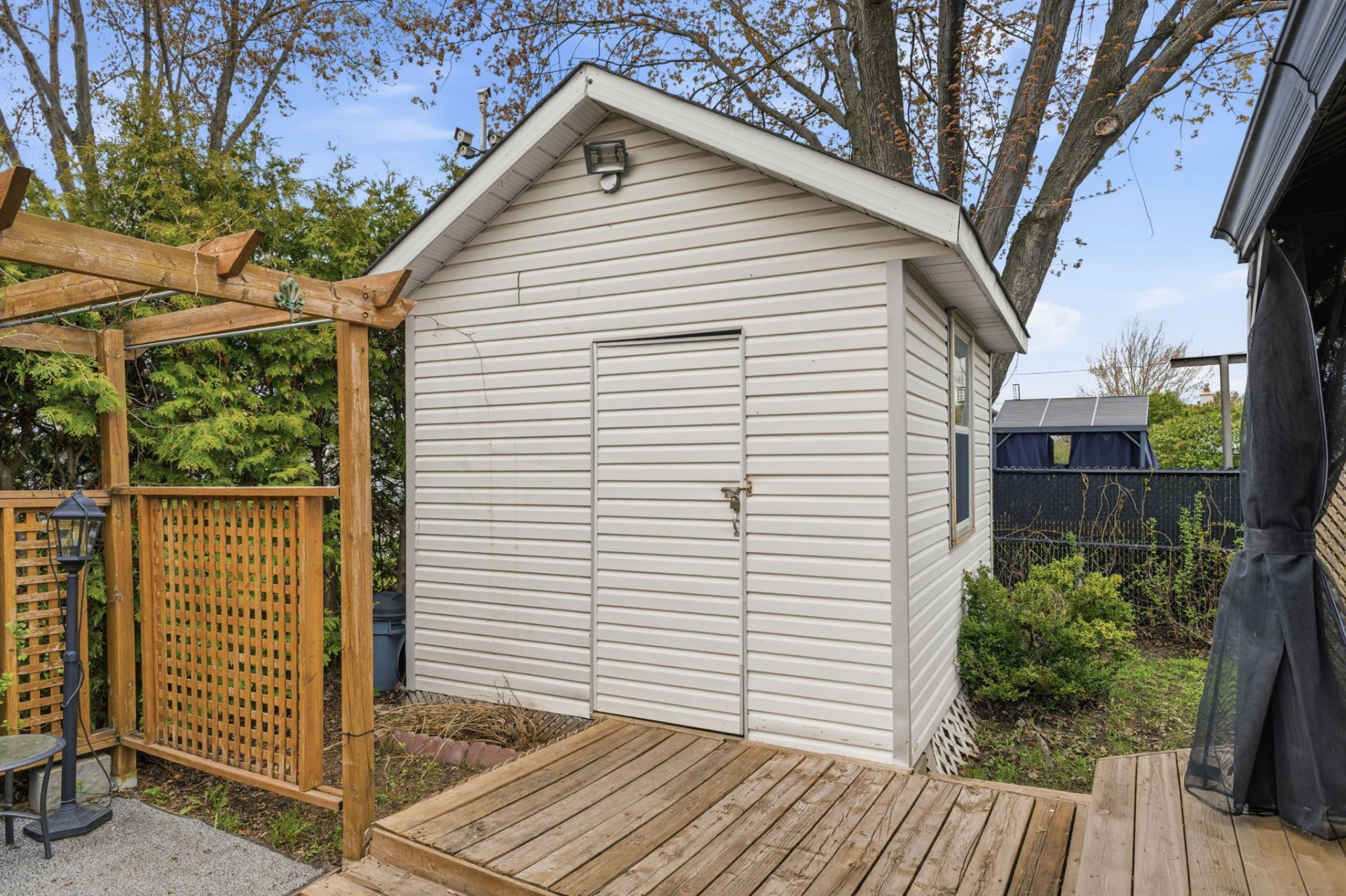 Shed