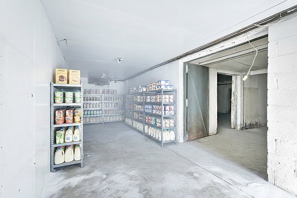 Storage - Virtually staged