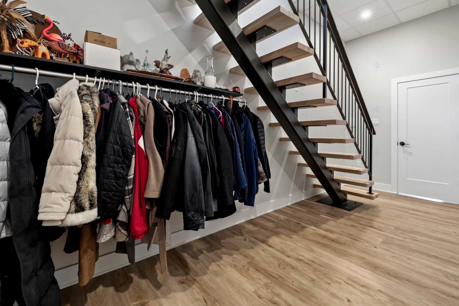 Walk-in closet